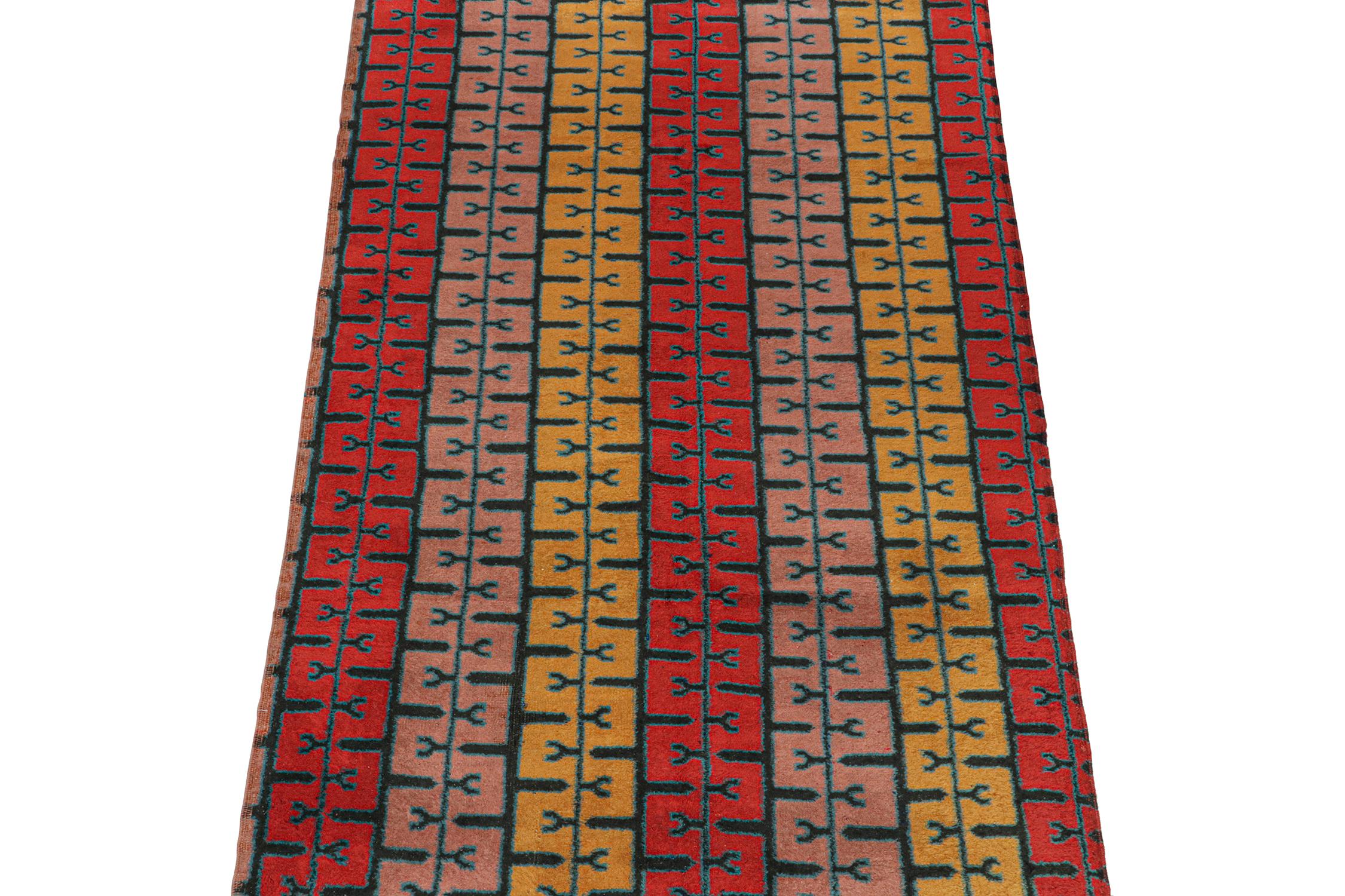 This vintage 4x7 rug from Turkey is an exciting new addition to Rug & Kilim’s mid-century Pasha collection. This line is a commemoration,with rare curations we believe to hail from multidisciplinary Turkish designer Zeki Müren.

Further on the