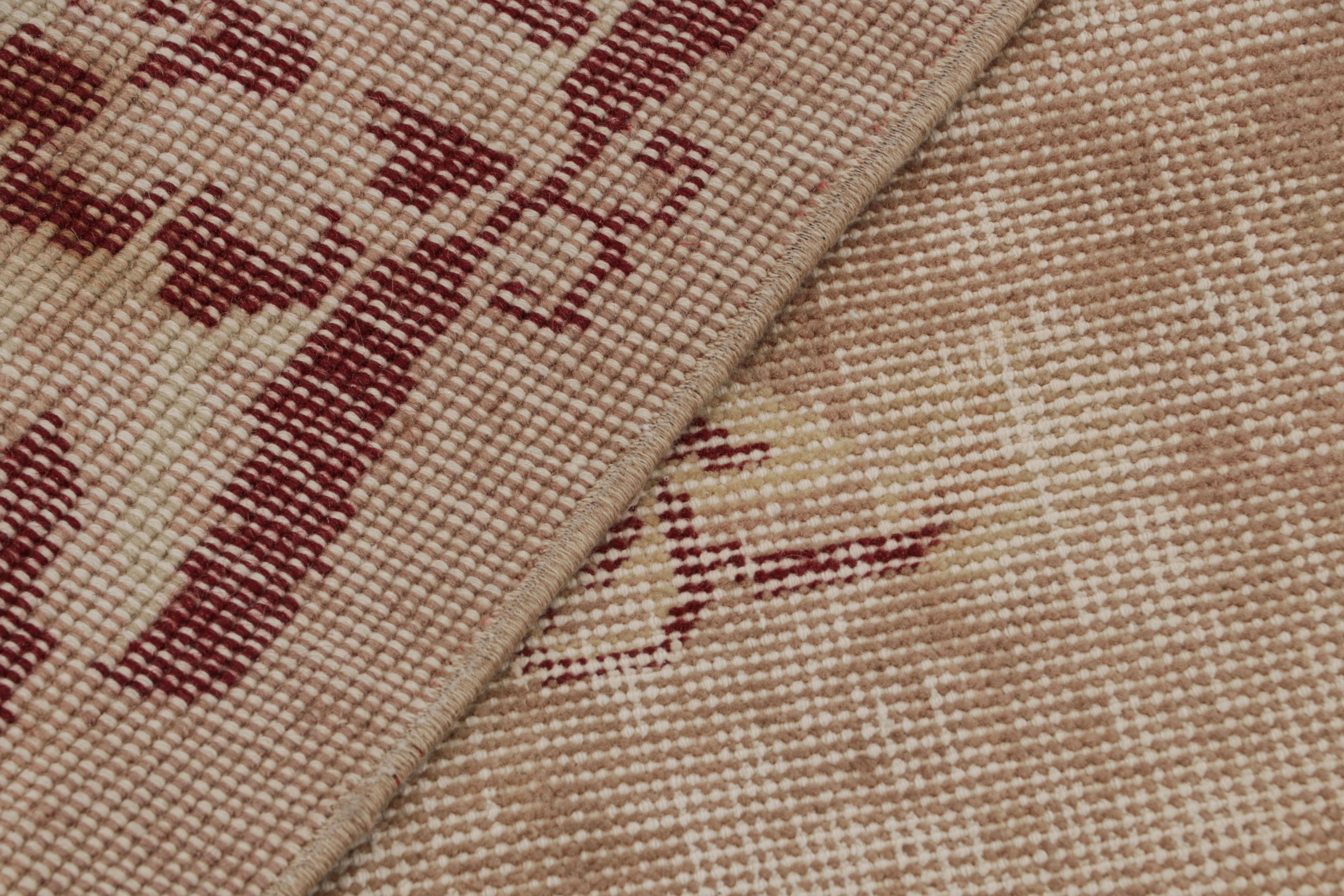 Alfombra vintage Zeki Müren rosa con medallón floral, de Rug & Kilim mediados del siglo XX en venta