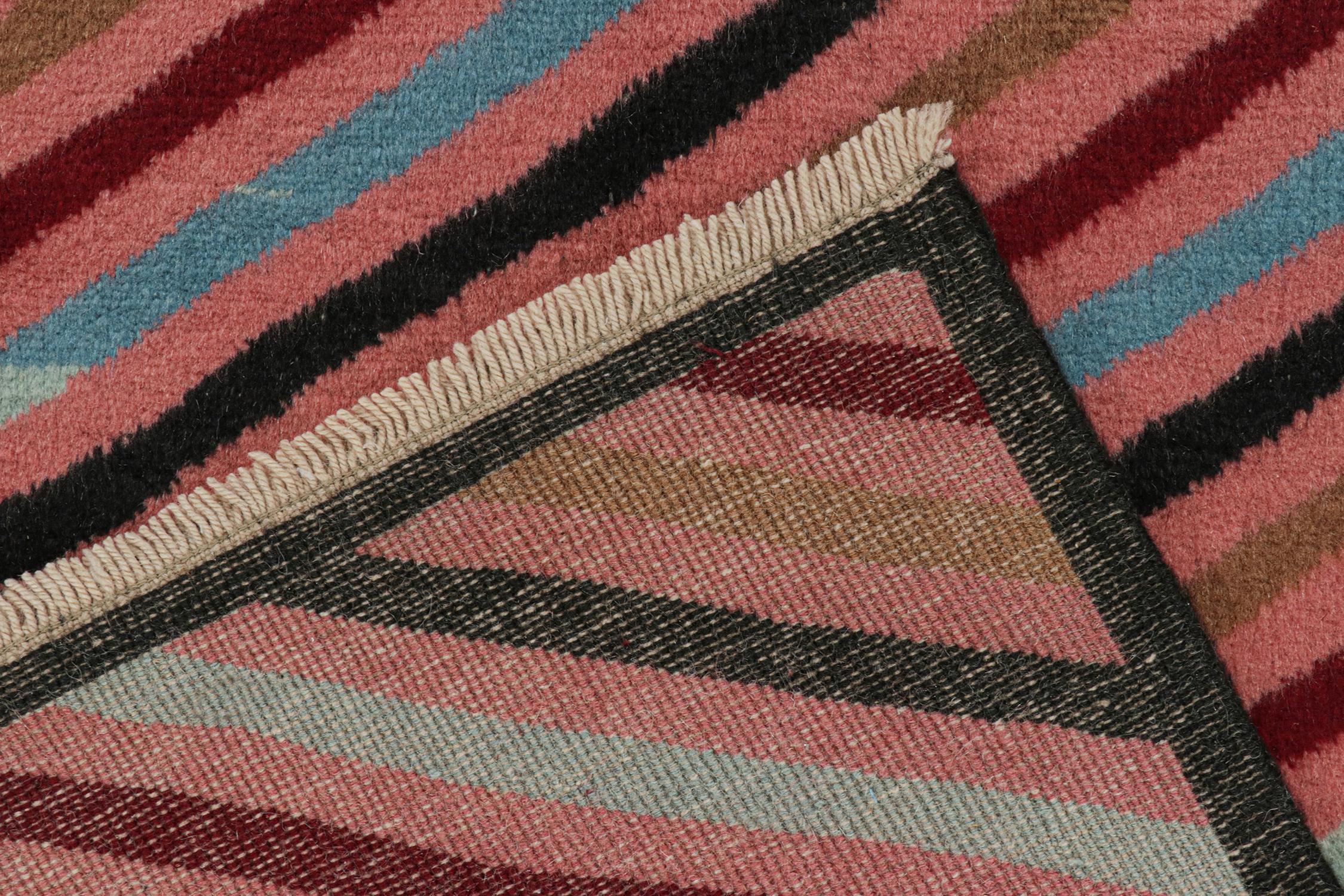 Vintage Zeki Müren Teppich in Rosa mit mehrfarbigen Streifen von Rug & Kilim (Wolle) im Angebot