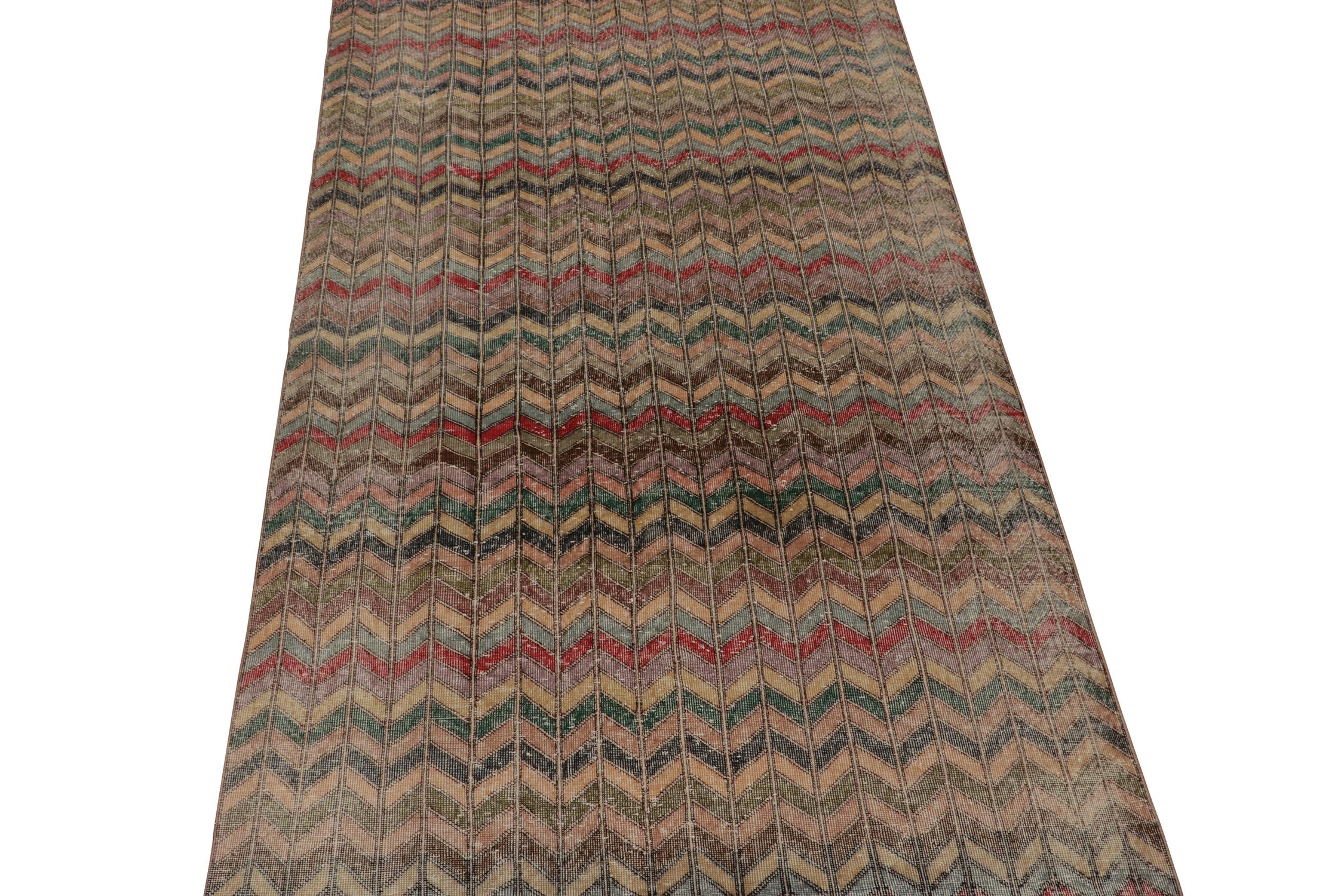 This vintage 6x11 rug is a new addition to Rug & Kilim’s commemorative Mid-Century Pasha Collection. This line is a commemoration of rare curations we believe to hail from mid-century Turkish designer Zeki Müren.
Further on the Design:
This