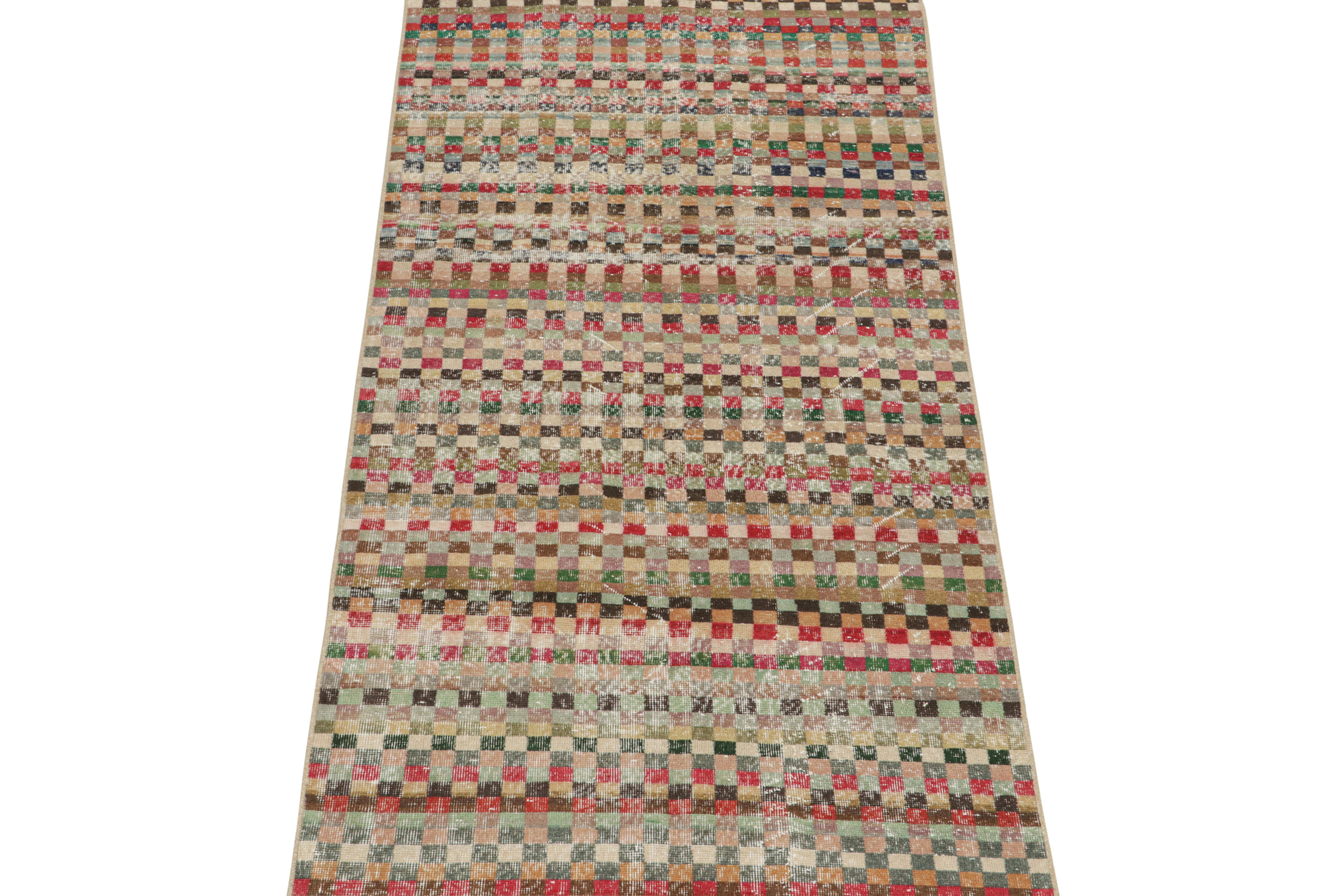 This vintage 4x9 rug is a new addition to Rug & Kilim’s midcentury Pasha Collection. This line is a commemoration, with rare curations we believe to hail from multidisciplinary Turkish designer Zeki Müren. 

Further on the Design:

This
