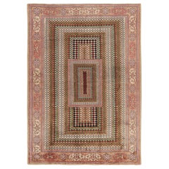 Tappeto vintage Zeki Müren con motivi geometrici policromatici di Rug & Kilim