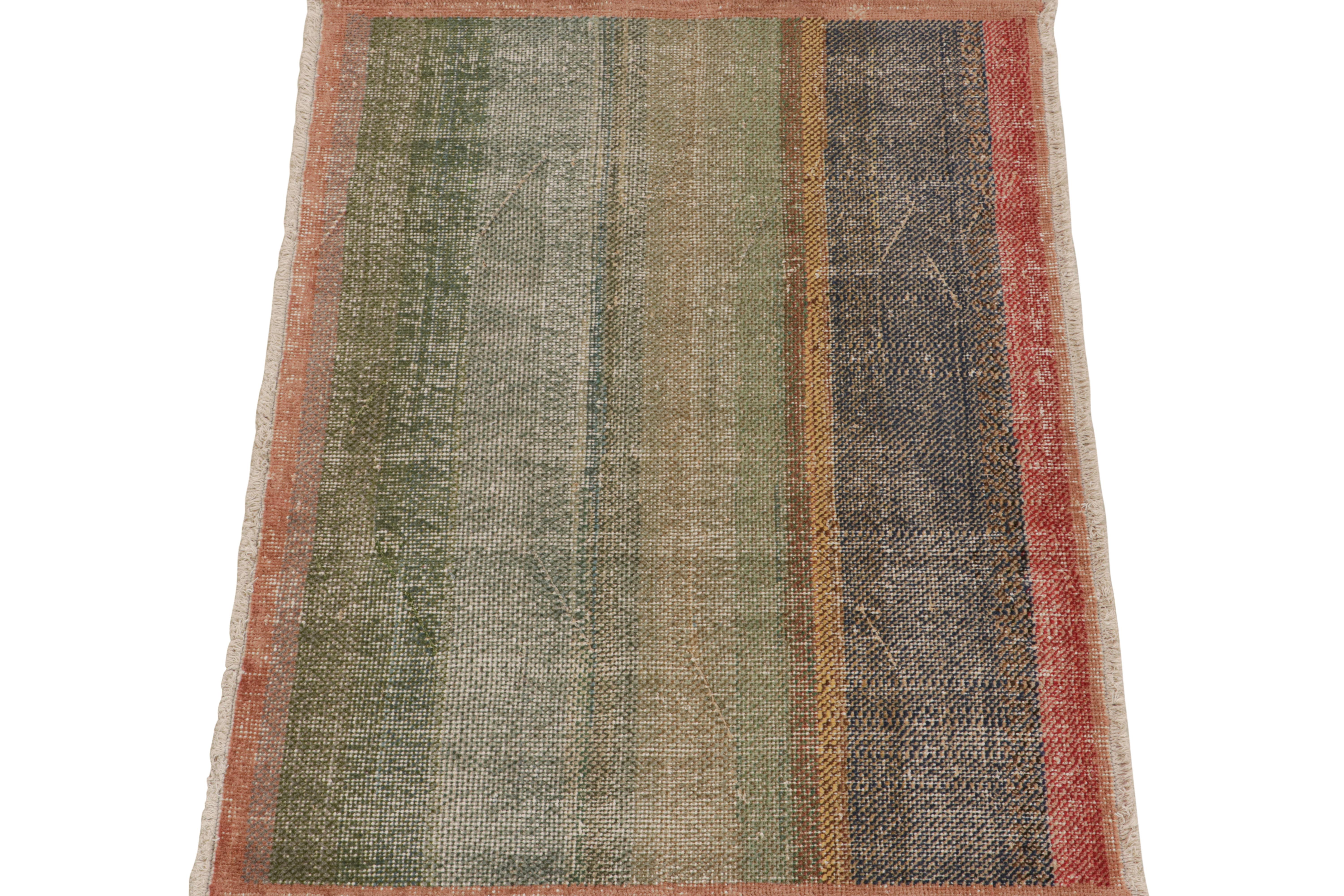 This vintage 3X4 rug is an exciting new addition to Rug & Kilim’s mid-century Pasha collection. This line is a commemoration, with rare curations we believe to hail from multidisciplinary Turkish designer Zeki Müren. Hand-knotted in wool, it