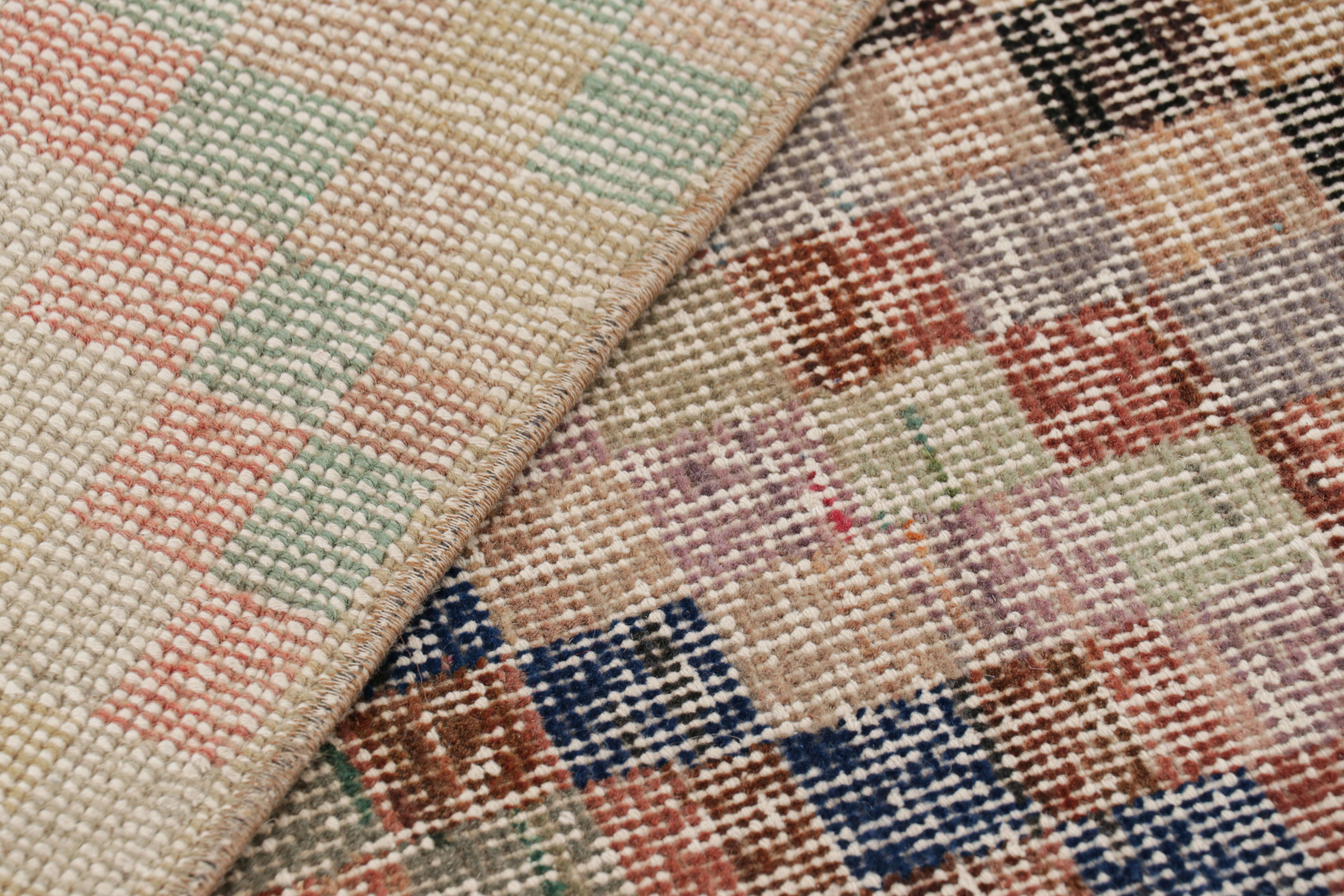 Vintage Zeki Müren Teppich in polychromem geometrischem Muster, von Rug & Kilim (Wolle) im Angebot
