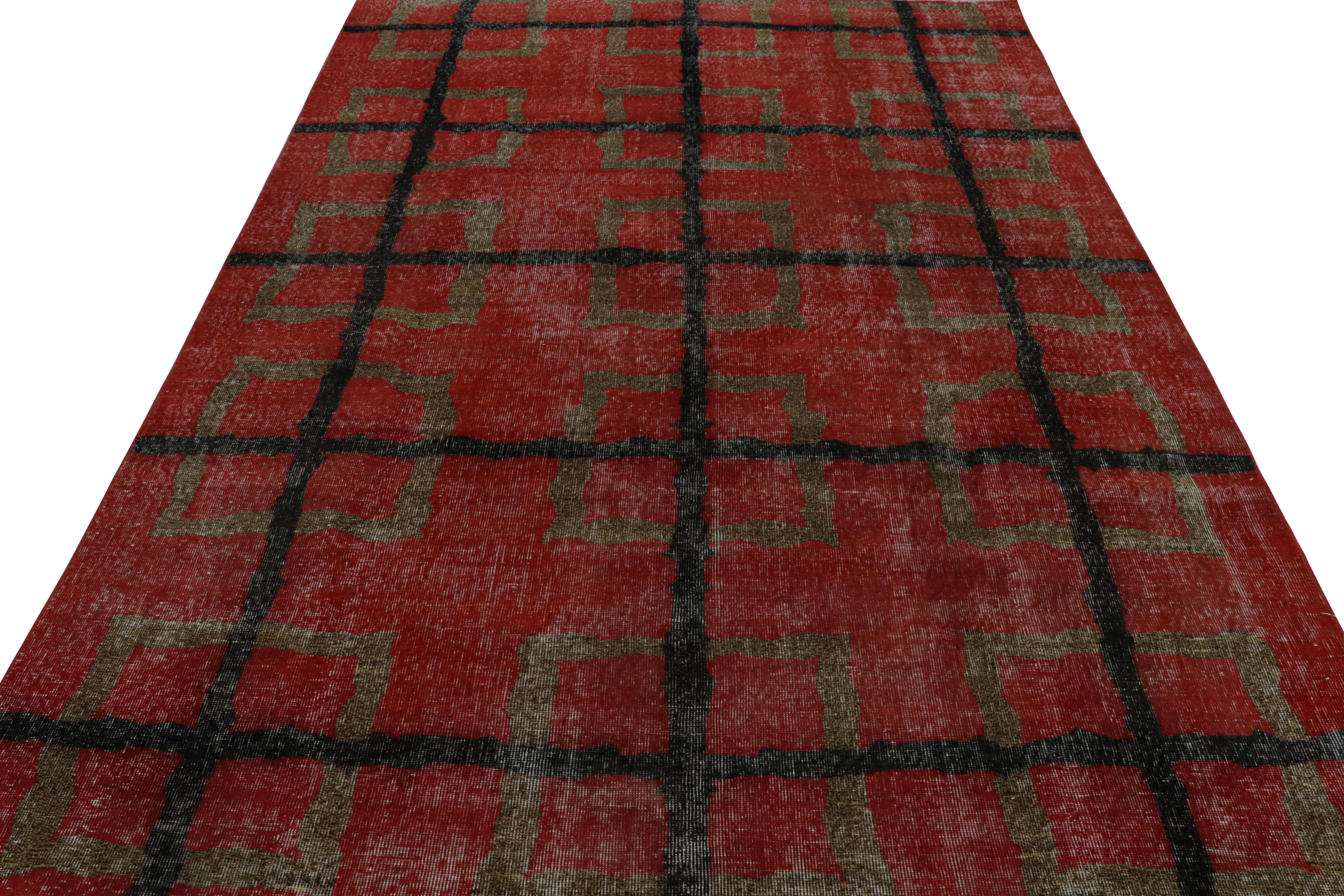 Alter Zeki Müren Teppich in Rot mit braunem geometrischem Muster, von Rug & Kilim (Türkisch) im Angebot
