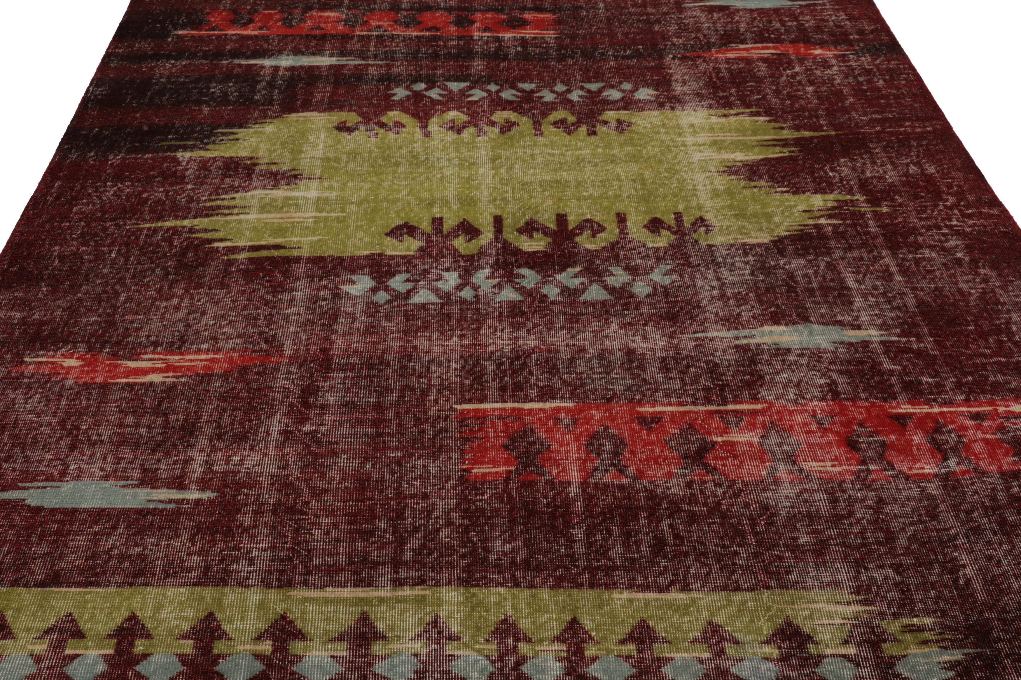 Dieser handgeknüpfte Wollteppich aus der Türkei (ca. 1960 - 1970) im Format 7x10 von Zeki Müren ist eine einzigartige Ergänzung der Rug & Kilim Collection'S. Er zeichnet sich durch eine breite Palette an Farben und geometrischen Mustern aus.

Über