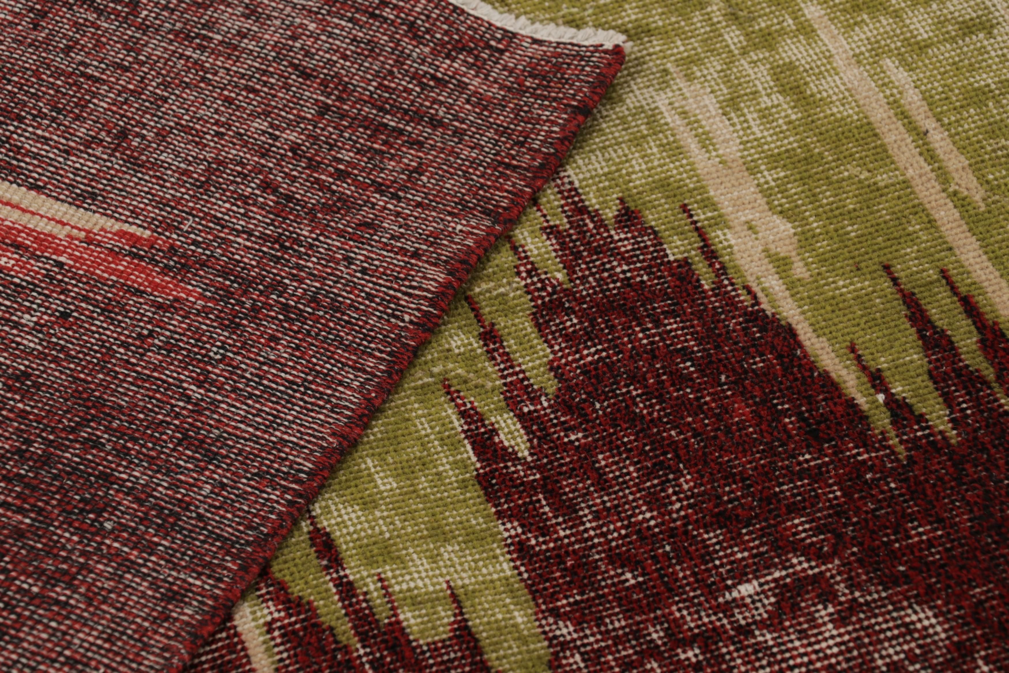 Vintage Zeki Müren Teppich in Rot mit buntem geometrischem Muster - Rug & Kilim im Angebot 1