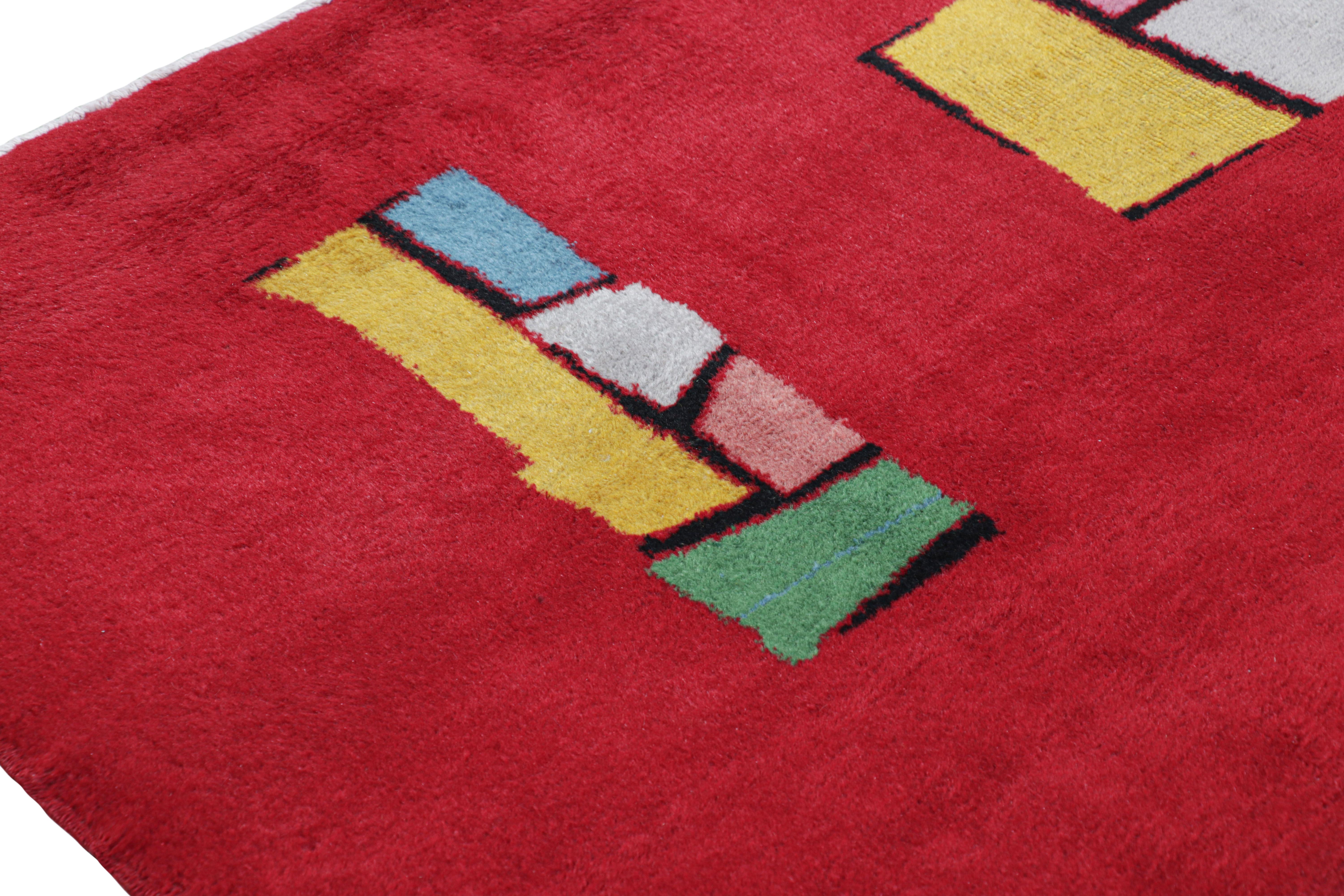 Vintage Zeki Müren Teppich in Rot mit bunten geometrischen Mustern, von Rug & Kilim (Mitte des 20. Jahrhunderts) im Angebot