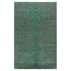 Alfombra vintage Zeki Müren en verde azulado con motivos geométricos burdeos  Rug & Kilim
