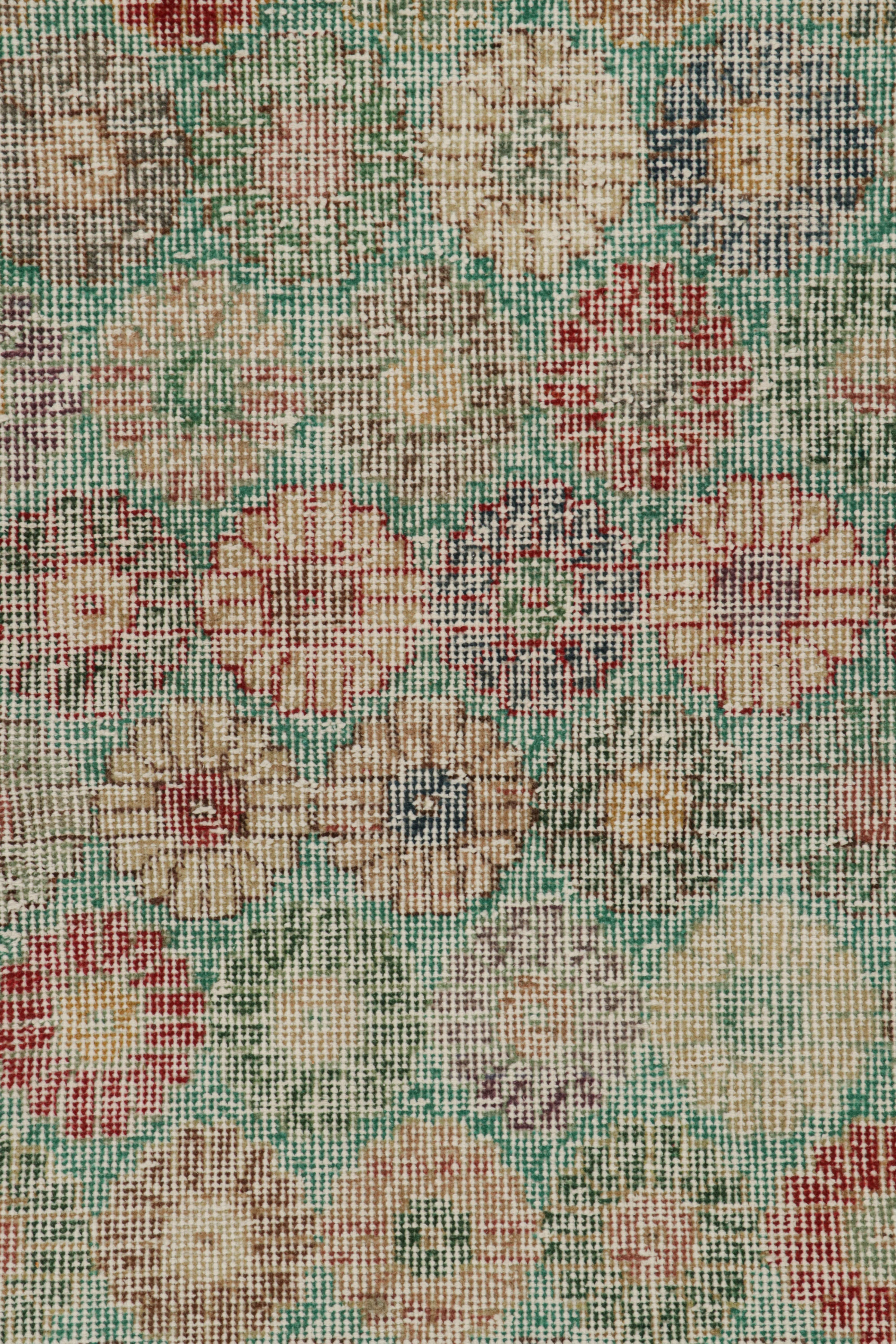 Vintage Zeki Müren Teppich in Teal mit bunten Blumenmustern, von Rug & Kilim im Zustand „Gut“ im Angebot in Long Island City, NY