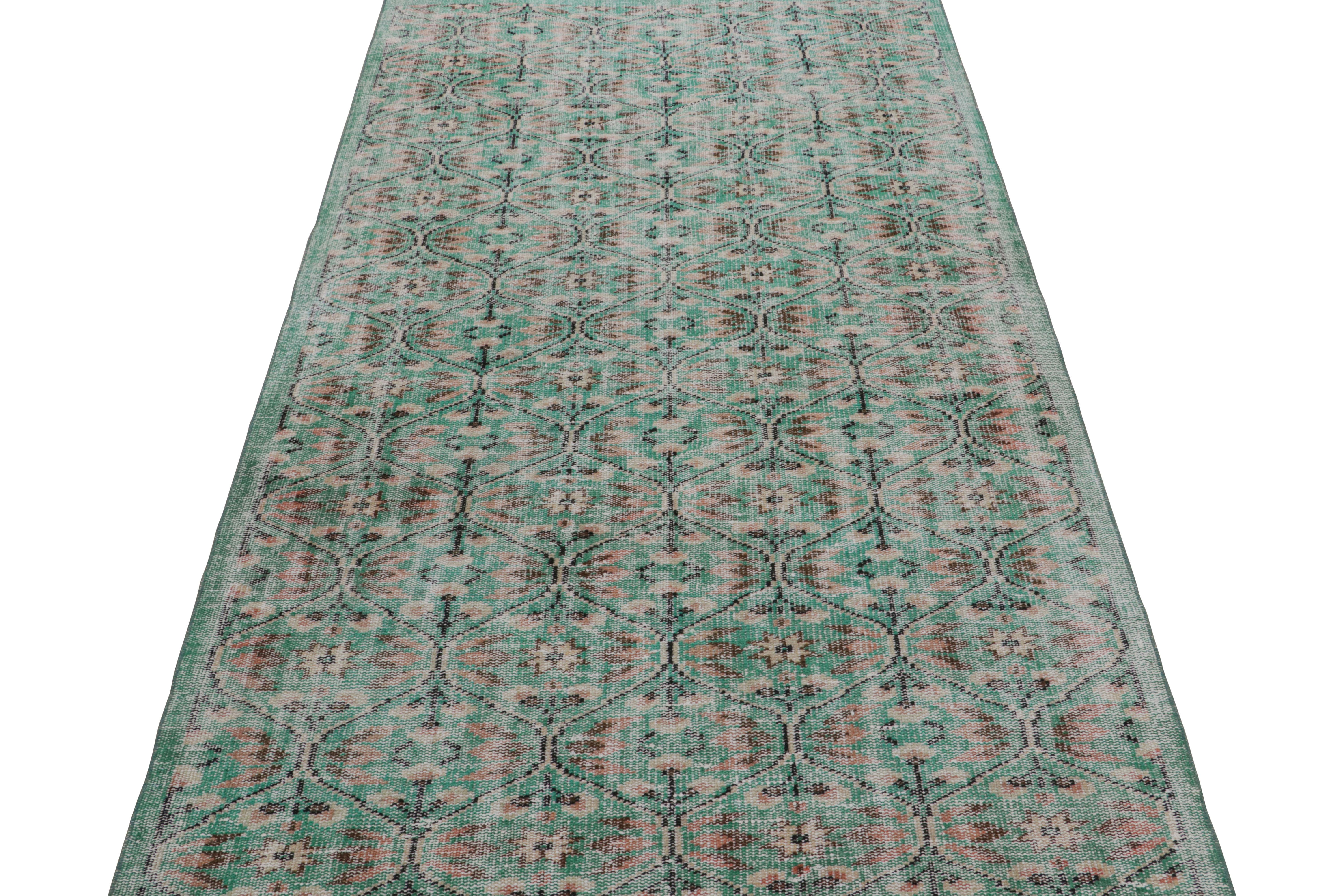 Vintage Zeki Müren Teppich in Teal mit geometrischen Mustern, von Rug & Kilim (Türkisch) im Angebot