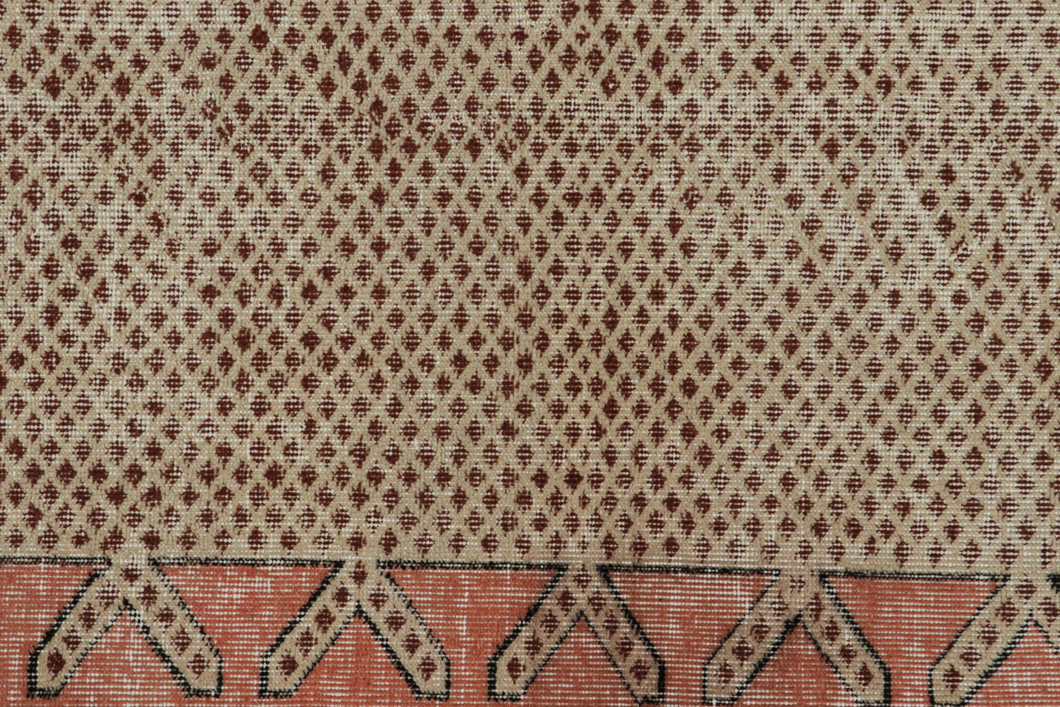 Alter Zeki Müren Teppich in Rot- und Goldtönen, von Rug & Kilim (Mitte des 20. Jahrhunderts) im Angebot