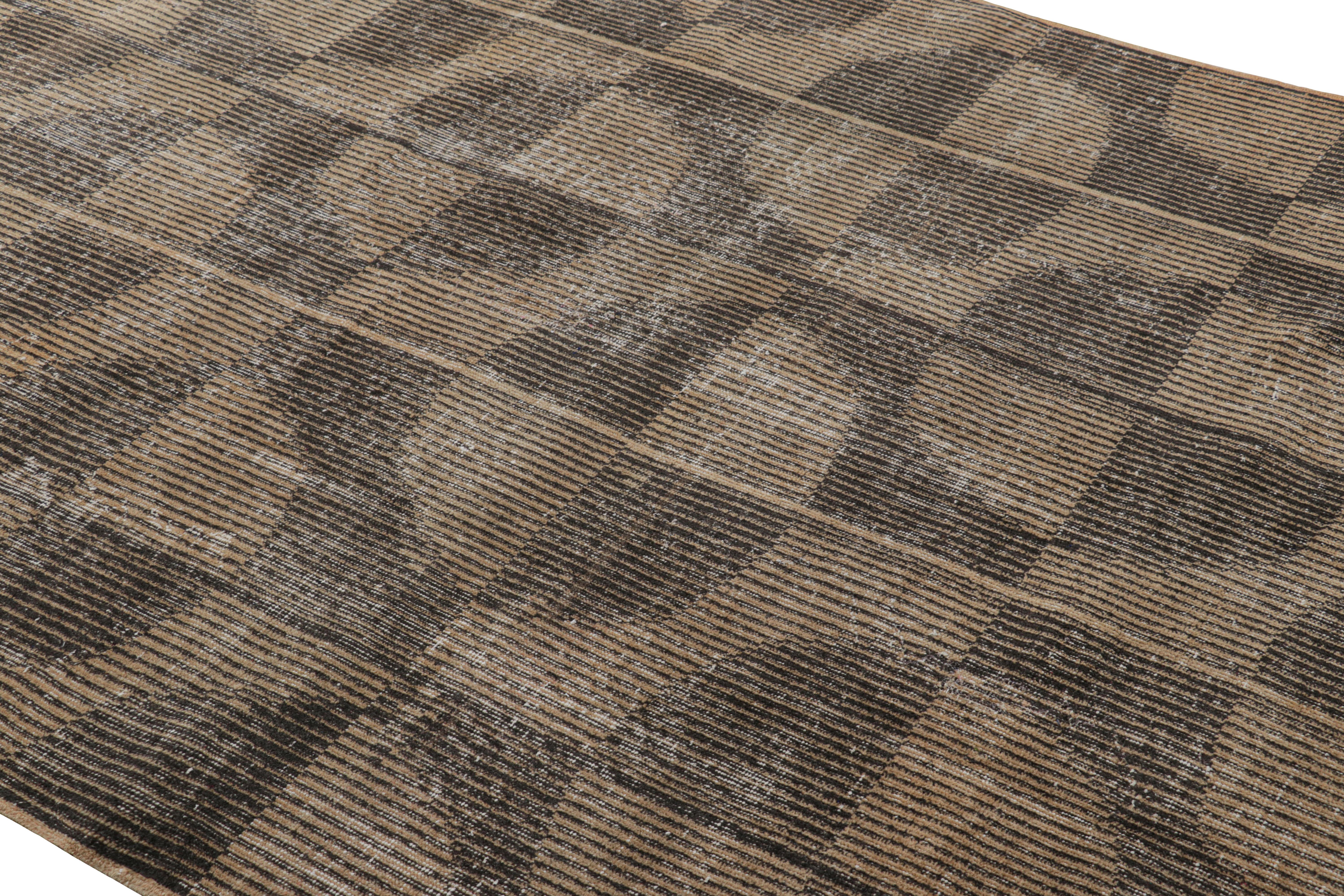 Noué à la main en laine vers 1960-1970, ce tapis vintage 6x9 de Turquie est une pièce très spéciale, présentant un design moderne du milieu du siècle, léger et rafraîchissant, que nous pensons être l'œuvre du designer turc multidisciplinaire Zeki