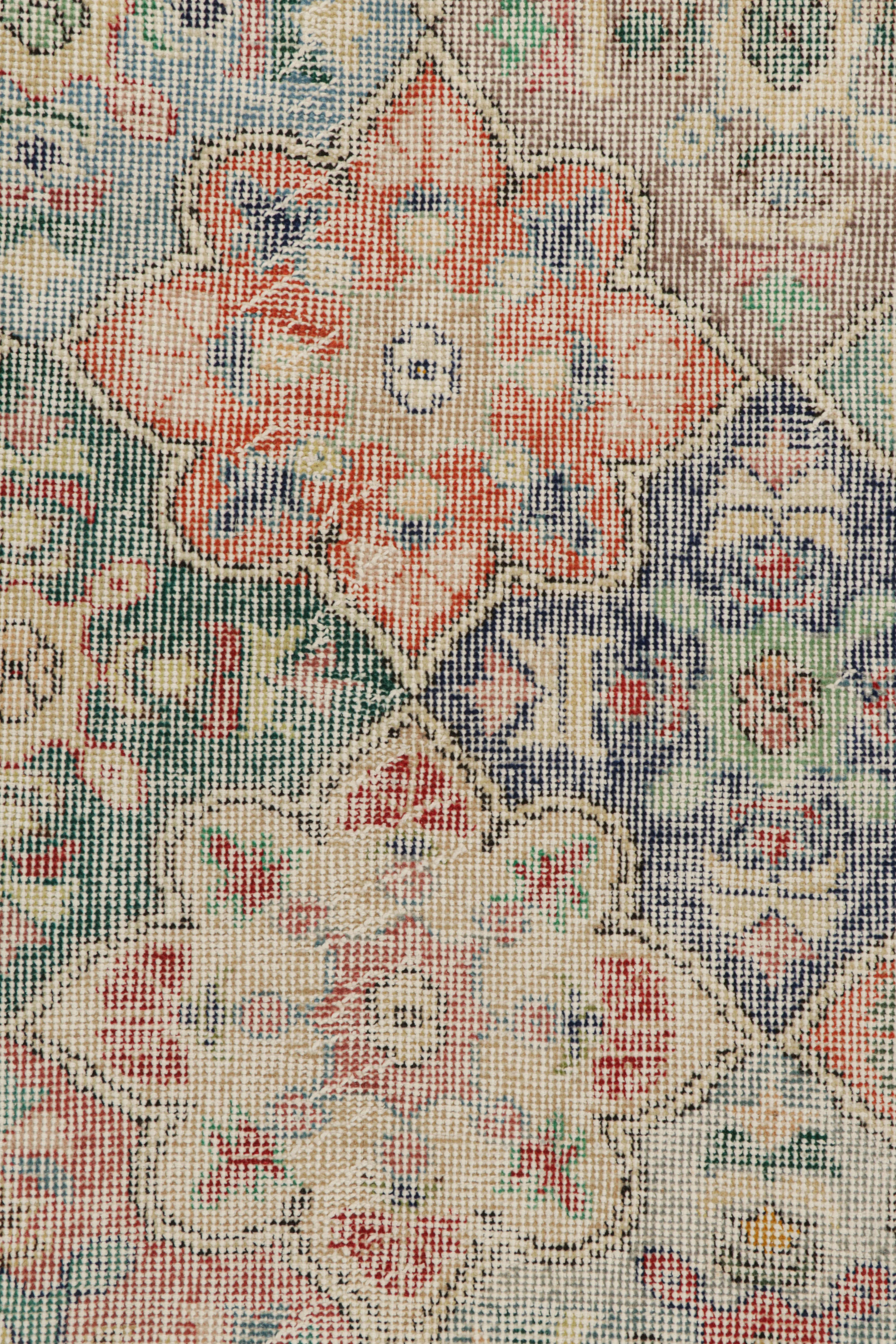 Mid-20th Century Vintage Zeki Müren Rug, with Geometric Floral Patterns, from Rug & Kilim For Sale