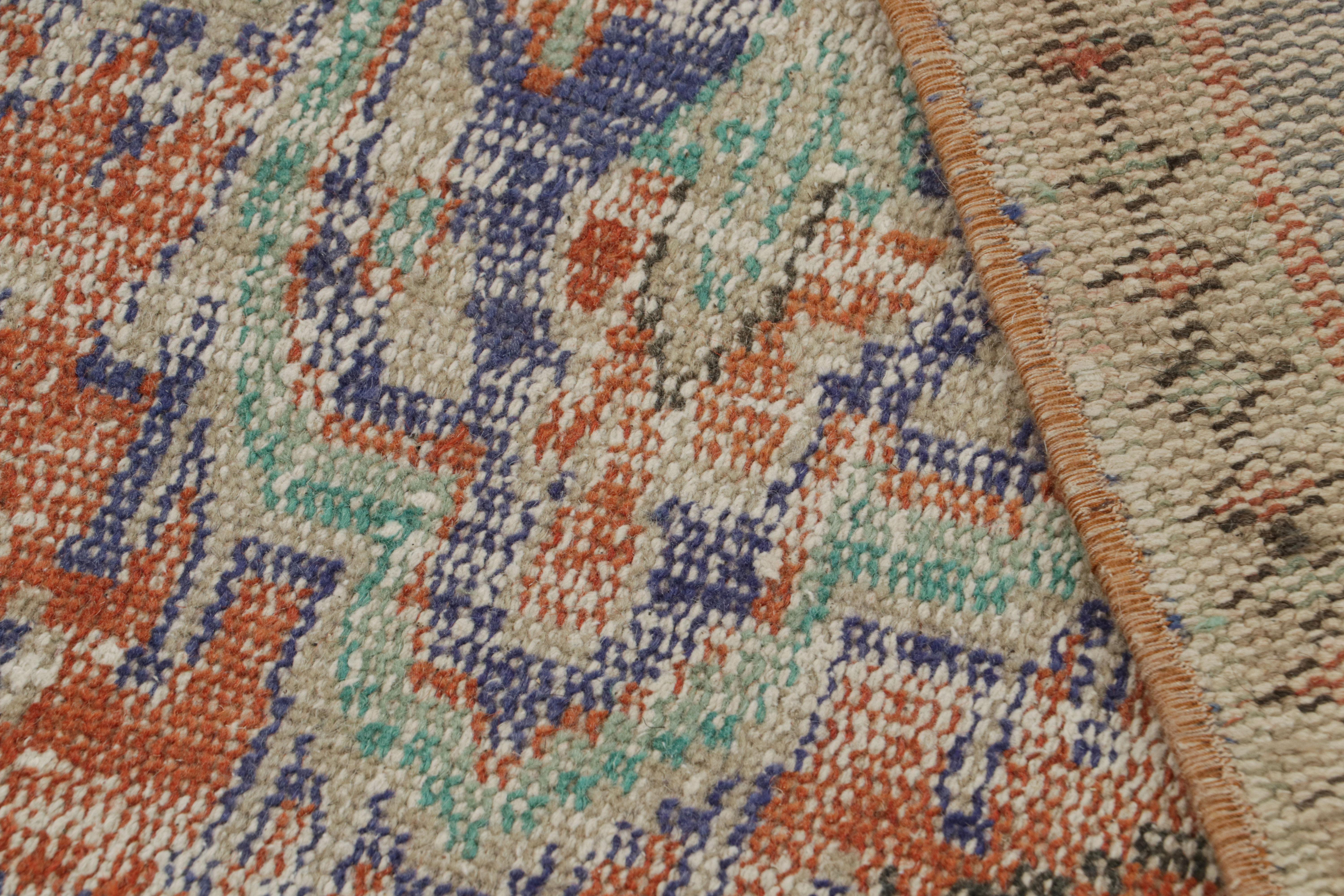 Wool Vintage Zeki Müren Rug, with Geometric Patterns and Medallion, from Rug & Kilim For Sale