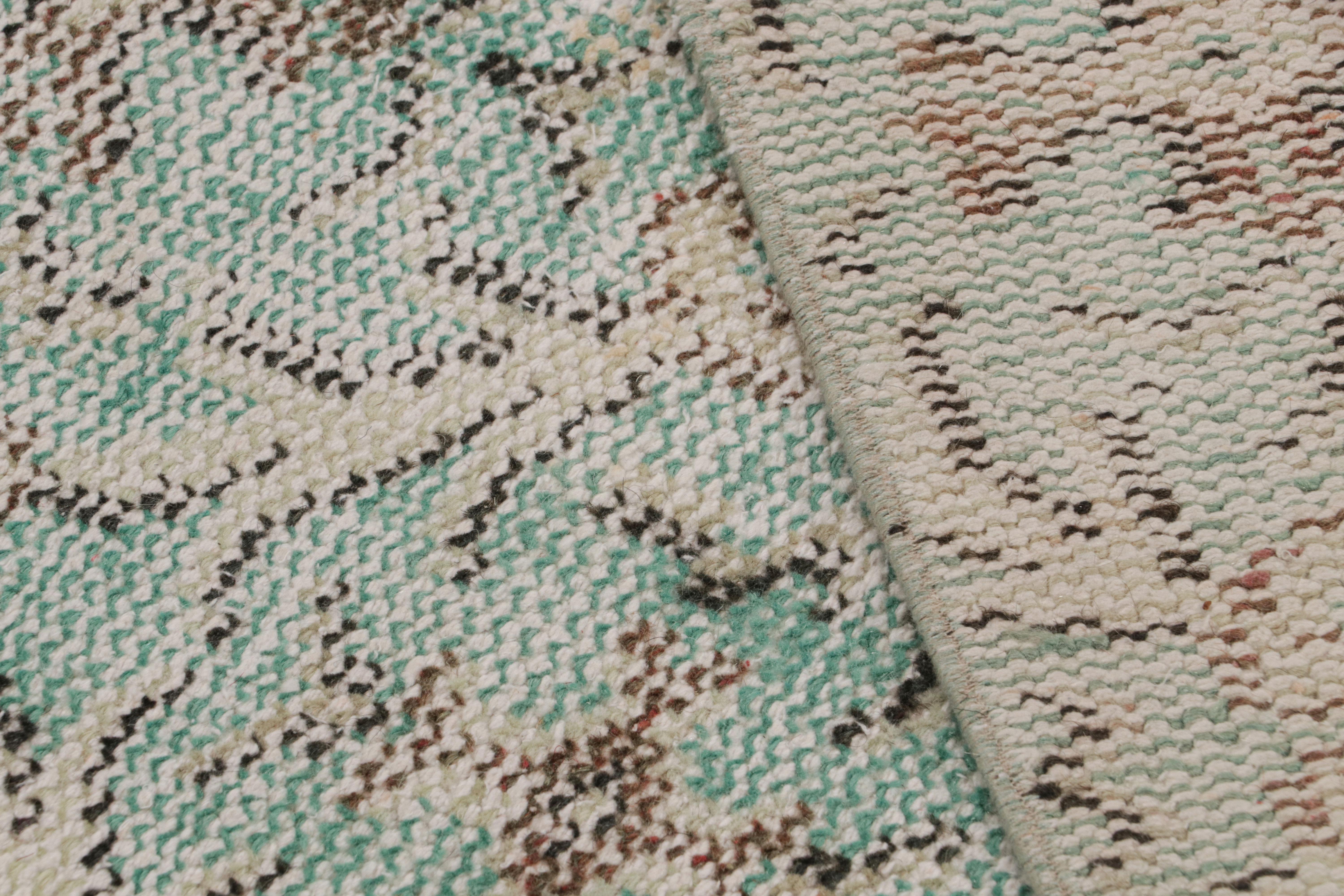Vintage Zeki Müren Teppich, mit geometrischen Mustern, von Rug & Kilim (Mitte des 20. Jahrhunderts) im Angebot