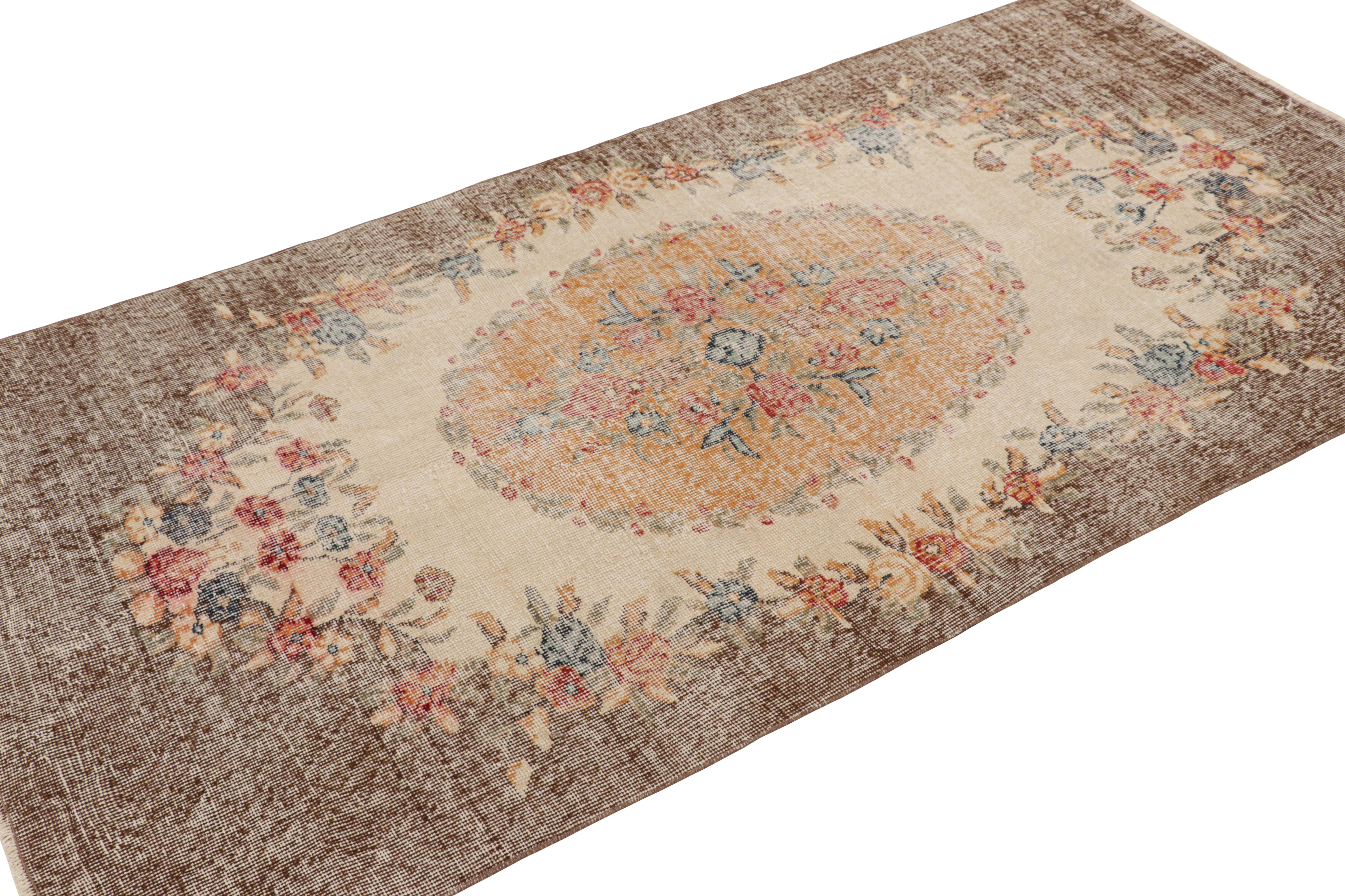 Hand-Knotted Vintage Zeki Múren Rug, with Medallion and Floral Patterns, from Rug & Kilim For Sale