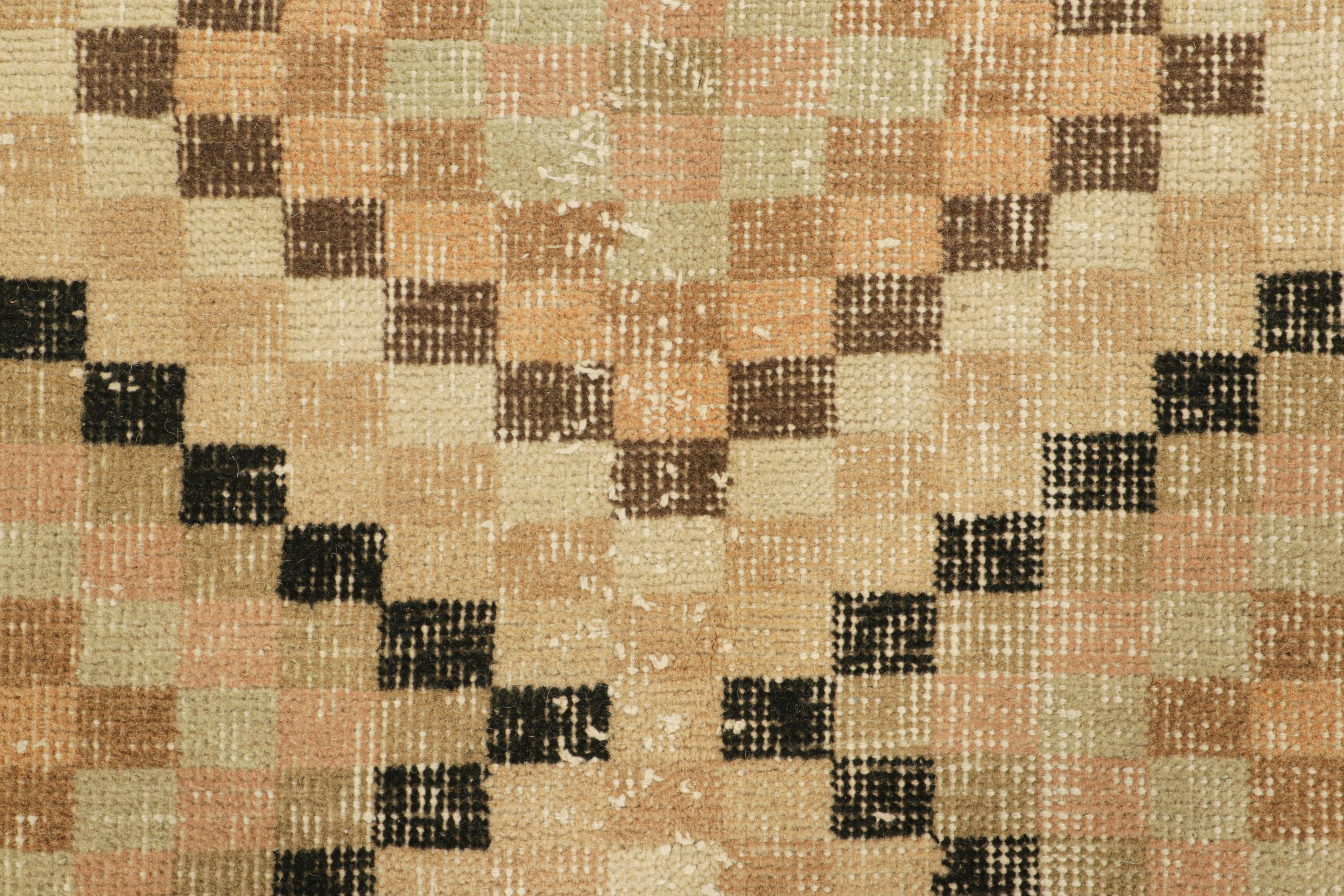 Turco Tappeto Zeki Müren d'epoca con motivi a diamante policromi, da Rug & Kilim in vendita