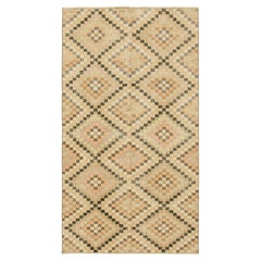 Vintage Zeki Müren Teppich mit polychromen Rautenmustern, von Rug & Kilim
