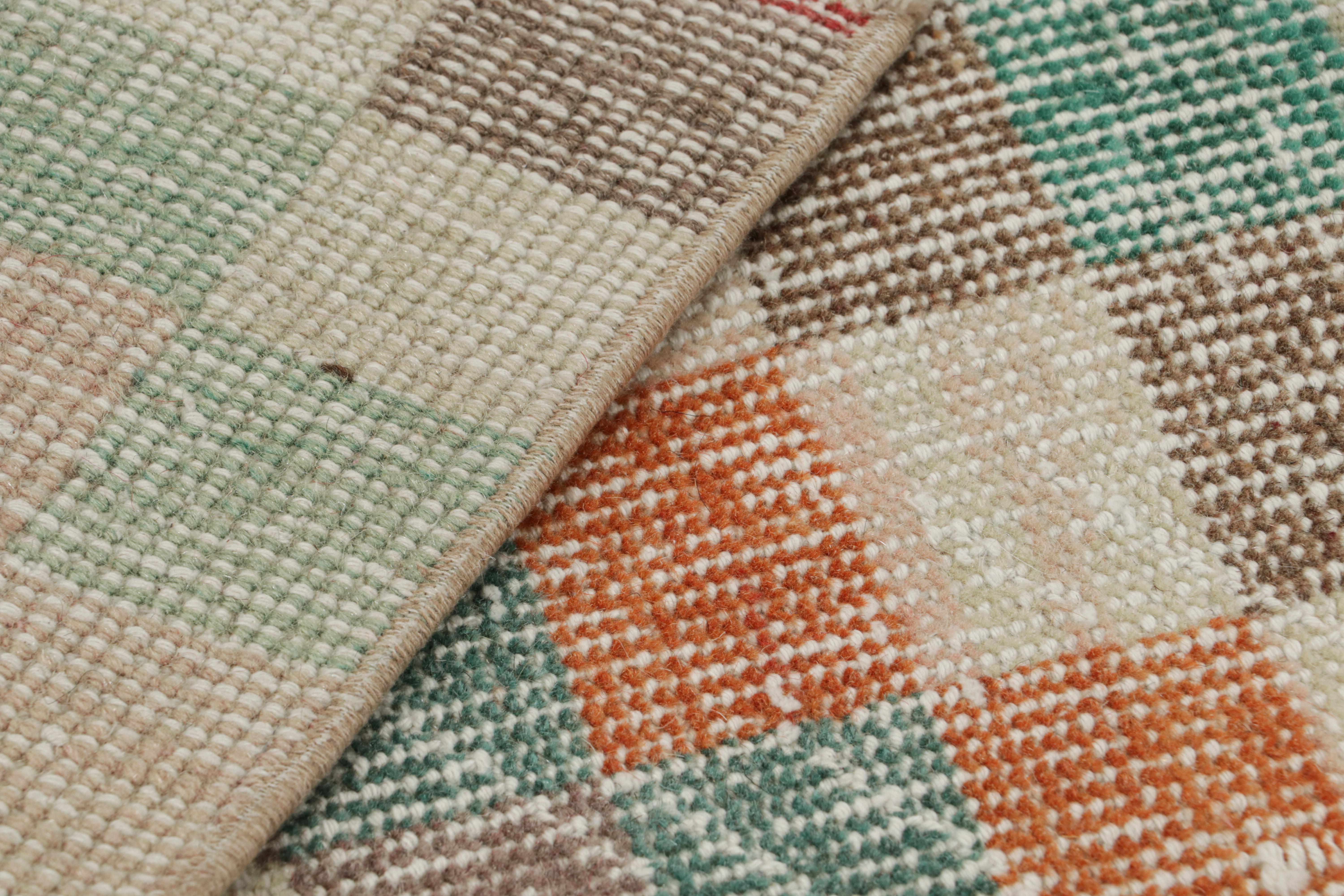 Vintage Zeki Müren Teppich mit polychromem geometrischem Muster, von Rug & Kilim (Wolle) im Angebot