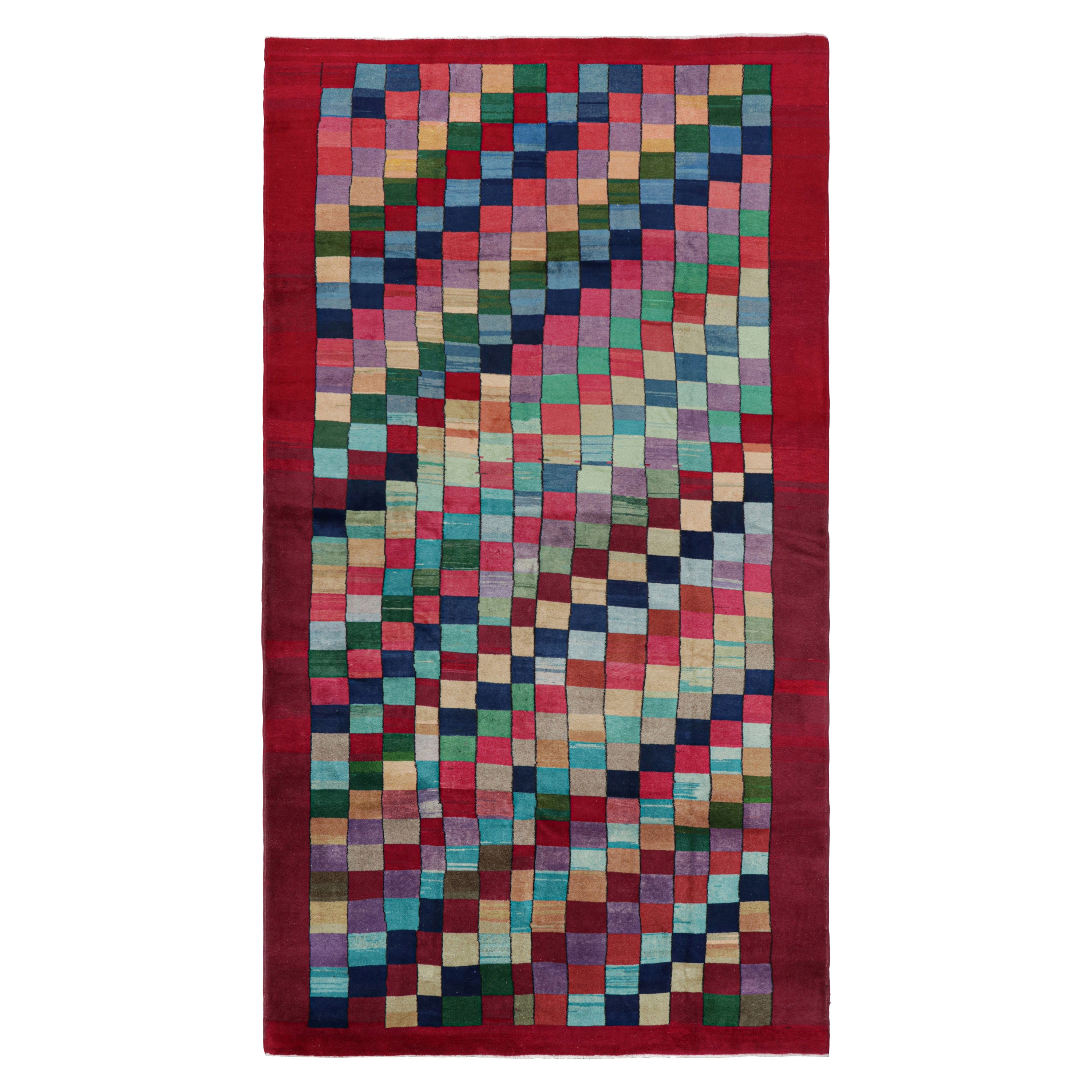 Vintage Zeki Müren Teppich mit polychromen geometrischen Mustern von Rug & Kilim im Angebot