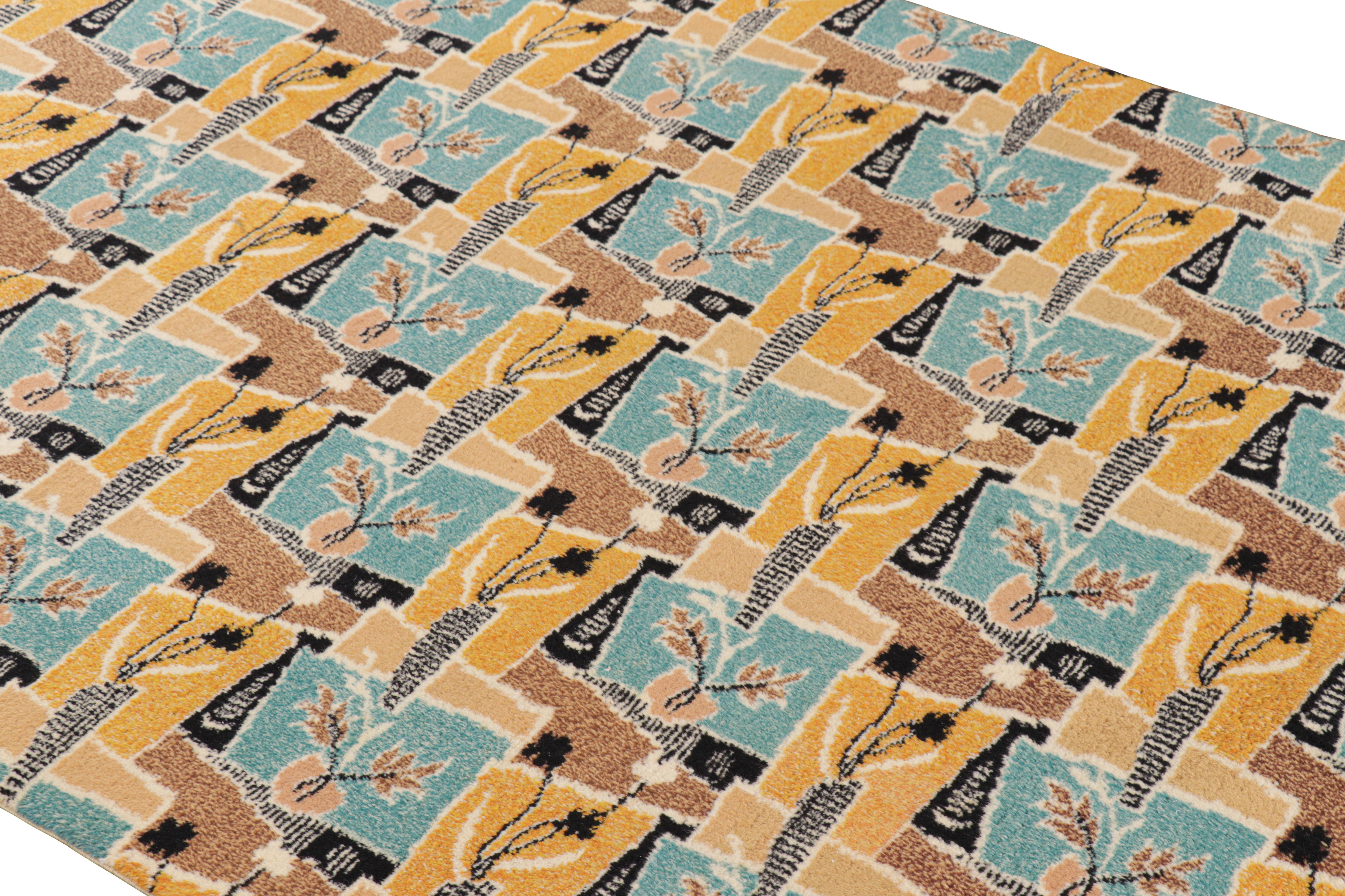 Dieser handgeknüpfte Wollteppich aus der Türkei (ca. 1960-1970) im Format 5x8 ist ein ganz besonderes Stück mit einem leichten und erfrischenden klassischen Design aus der Mitte des Jahrhunderts, von dem wir glauben, dass es vom multidisziplinären
