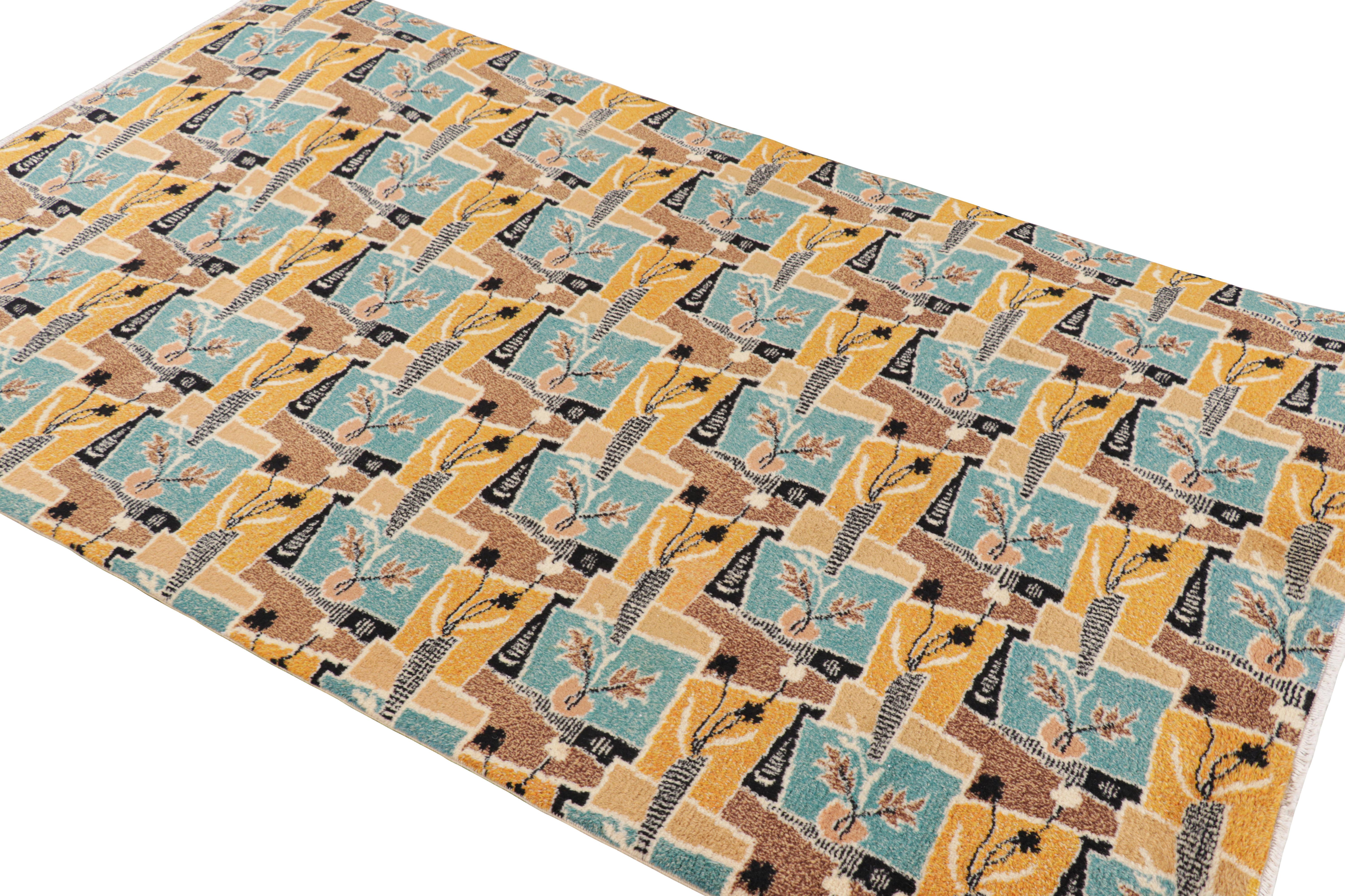 Vintage Zeki Müren Teppich mit polychromen geometrischen Mustern, von Rug & Kilim (Handgeknüpft) im Angebot
