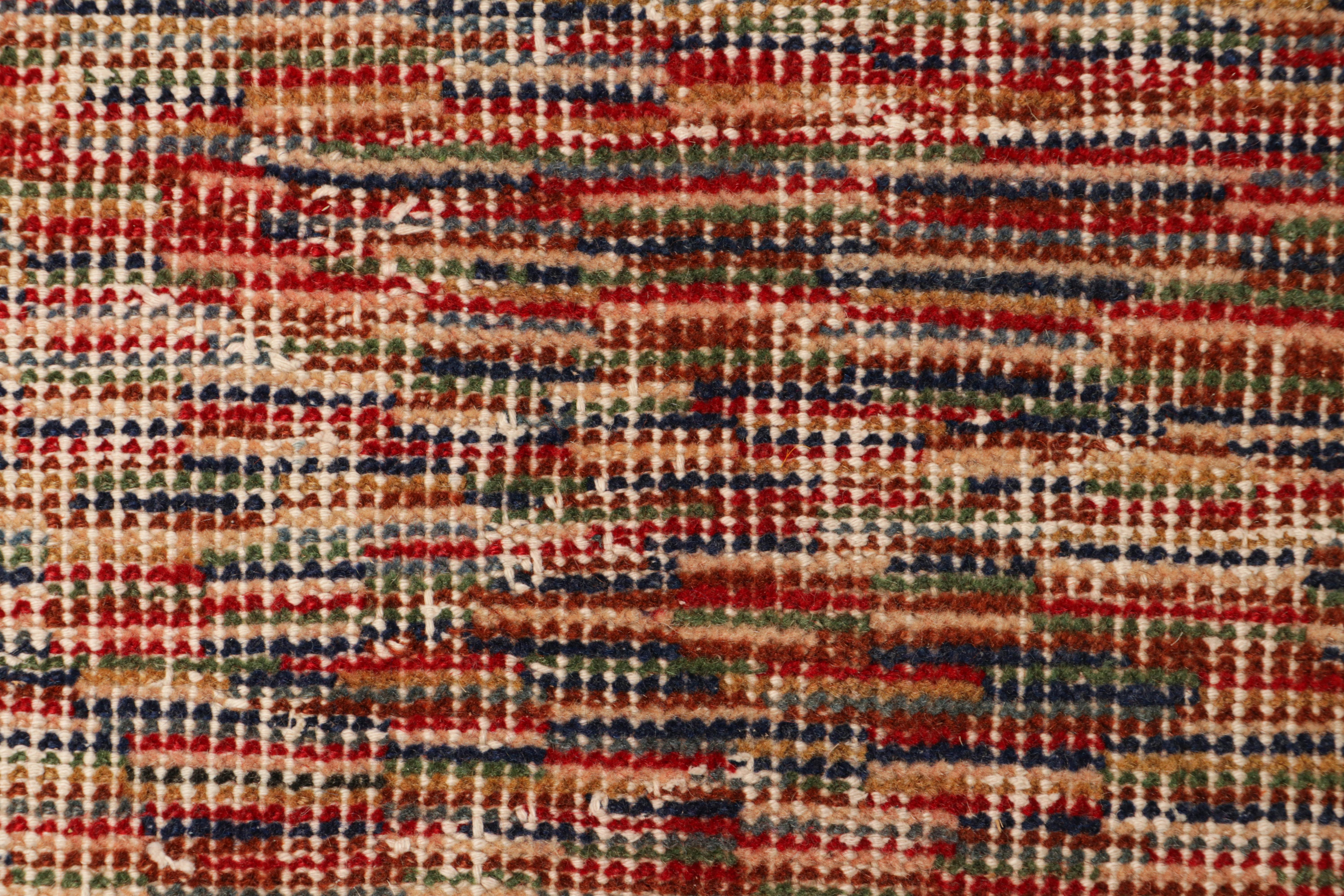 Vintage Zeki Müren Teppich mit polychromen geometrischen Streifen, von Rug & Kilim (Handgeknüpft) im Angebot