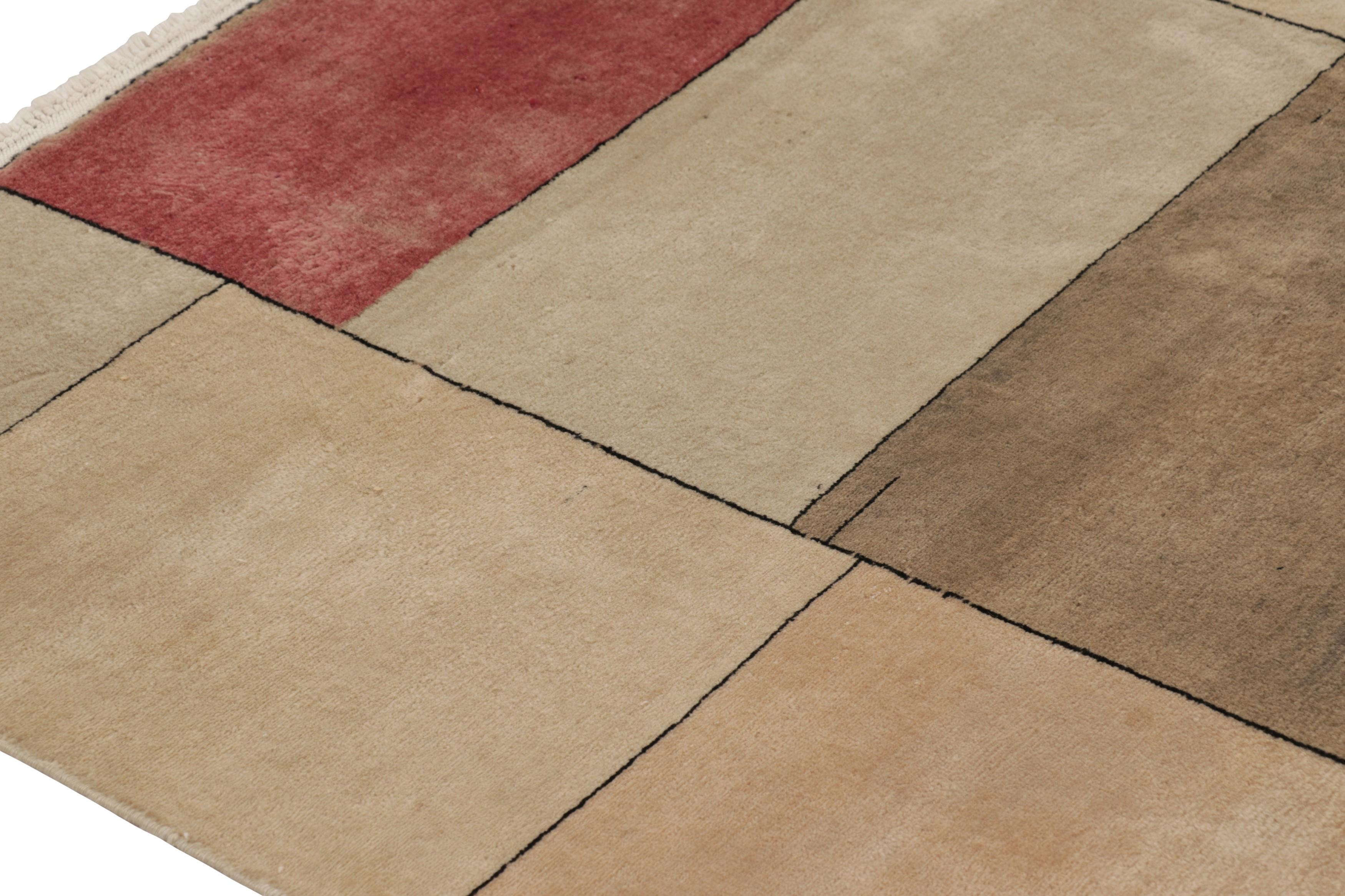 Mid-20th Century Vintage Zeki Müren Runner in Beige-Brown with Cubist Deco Patterns - Rug & Kilim For Sale