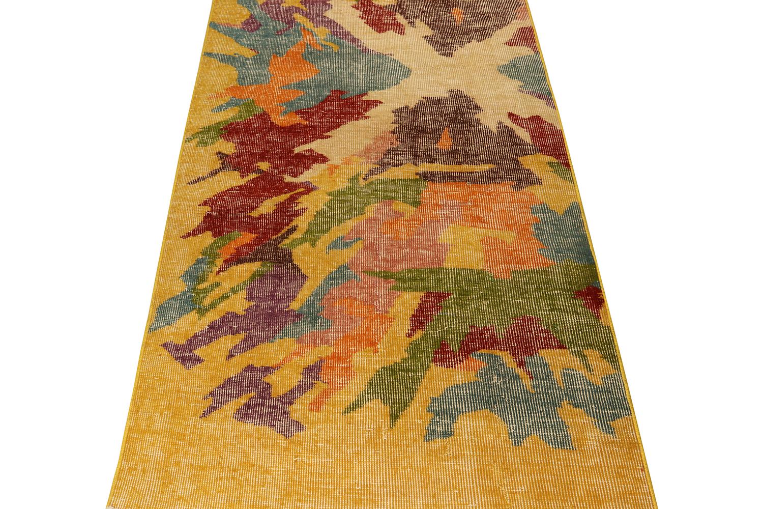 This vintage 3x5 rug is a new addition to Rug & Kilim’s Mid-Century Pasha Collection. This line is a 
commemoration, with rare curations we believe to hail from multidisciplinary Turkish designer Zeki Müren.

Further on the Design:

Inspired by