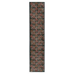 Vintage Zeki Müren Runner en motif floral polychrome, par Rug & Kilim