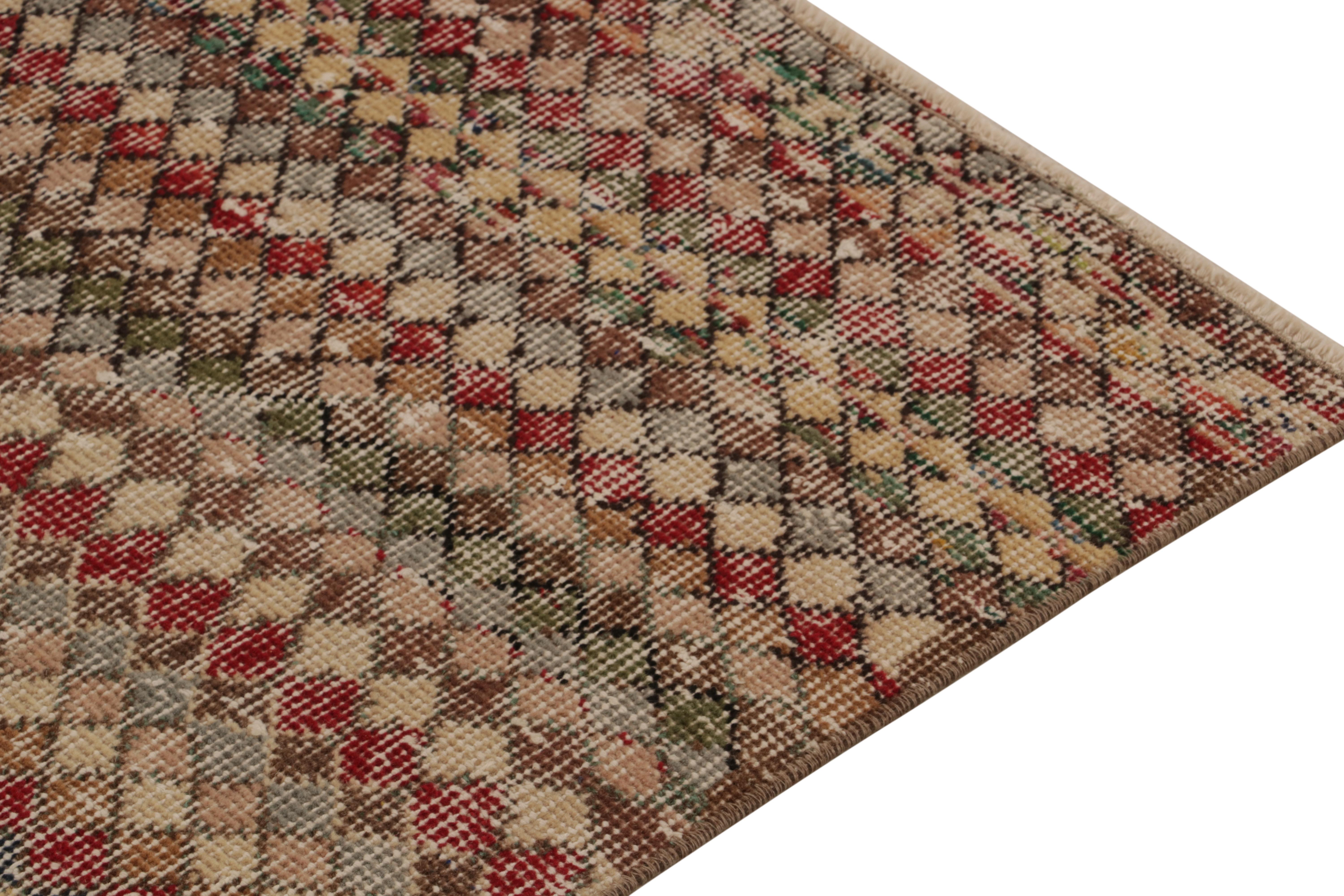 Vintage Zeki Müren Läufer mit vielfarbigem geometrischem Muster, von Rug & Kilim (Handgeknüpft) im Angebot