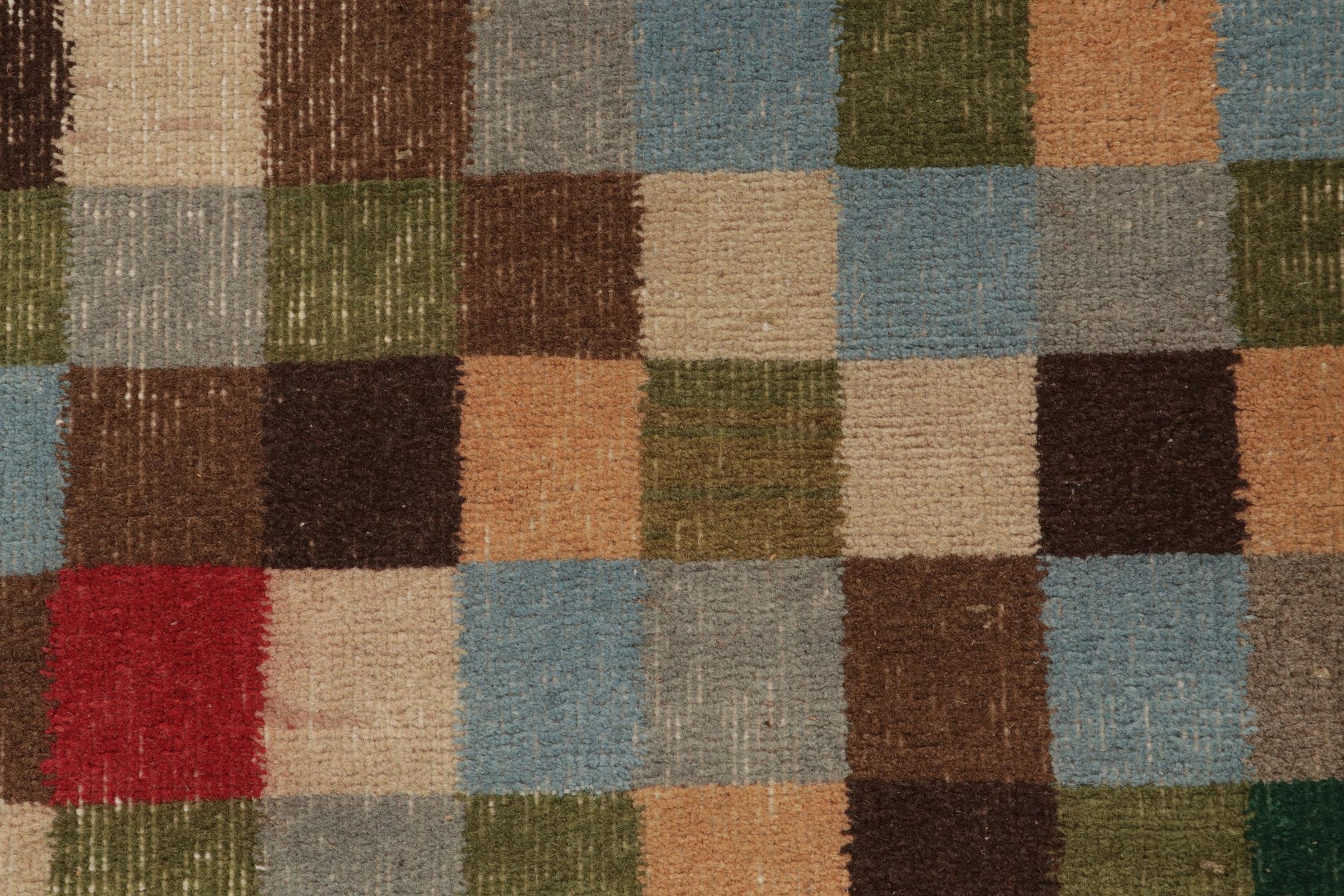 Zeki Muren Vintage-Läufer in polychromem, geometrischem Muster, von Rug & Kilim im Zustand „Gut“ im Angebot in Long Island City, NY