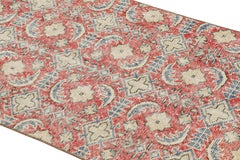 Vintage Zeki Müren Läufer in Rot, mit Beige & Blau Mustern, von Rug & Kilim