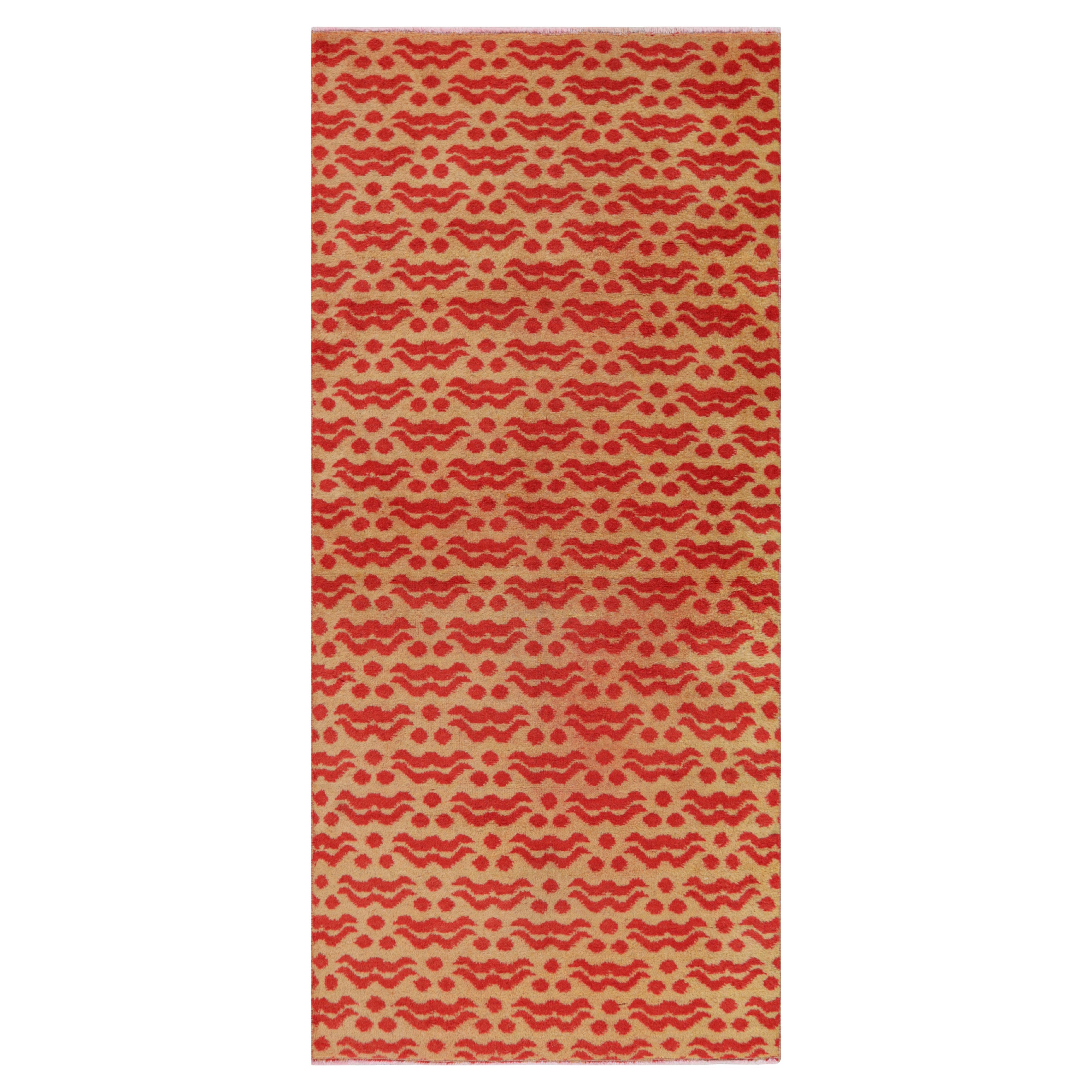 Vintage Zeki Müren Runner Rug in Beige with Red Cintamani Motifs  Rug & Kilim For Sale