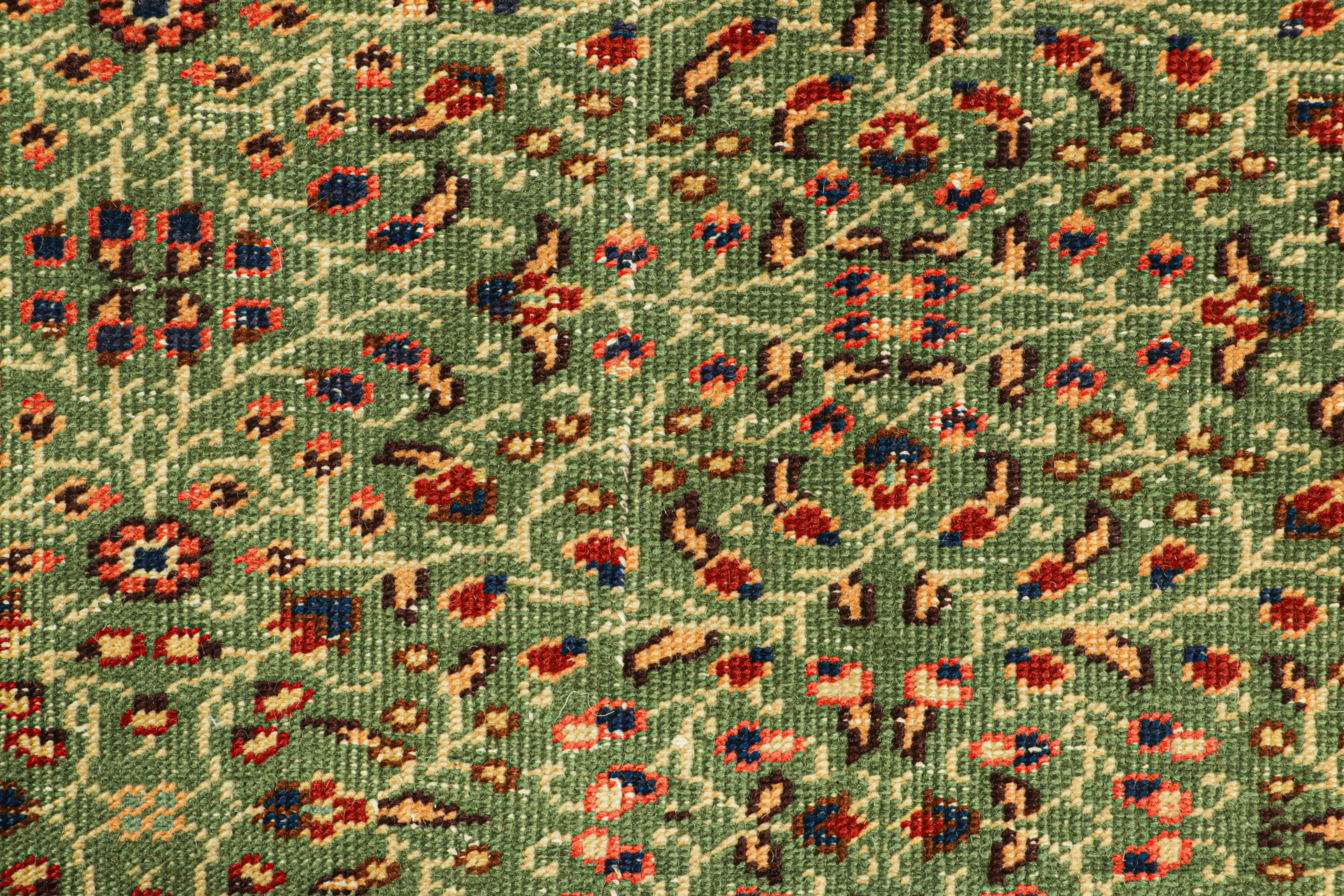 Vintage Zeki Müren Läufer in Grün mit Blumenmuster, von Rug & Kilim (Türkisch) im Angebot