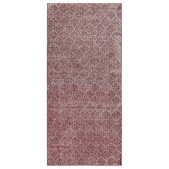 Vintage Zeki Müren Läufer mit burgunderfarbenen geometrischen Mustern, von Rug & Kilim