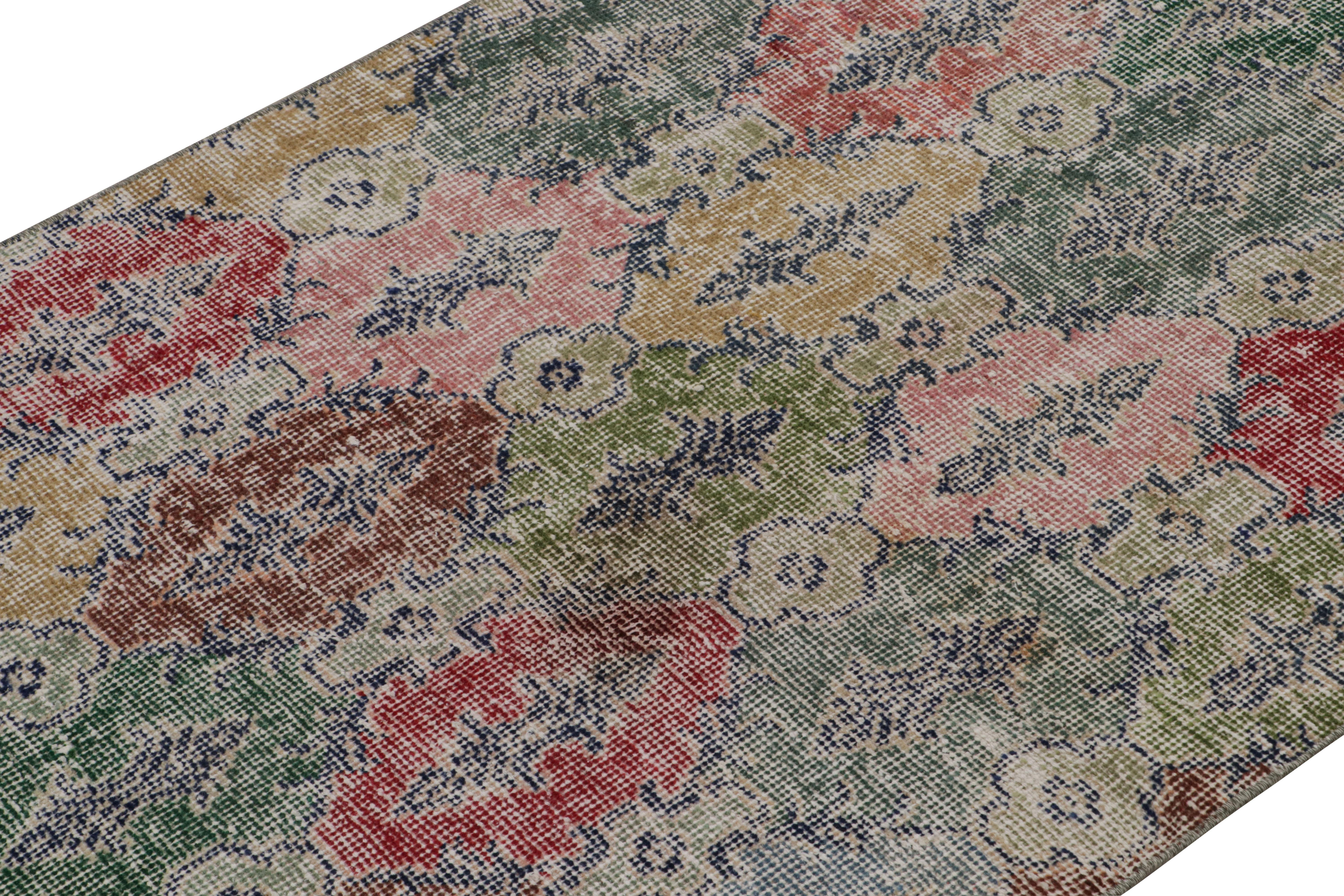 Vintage Zeki Müren Läufer Teppich mit geometrischem Muster, von Rug & Kilim (Handgeknüpft) im Angebot