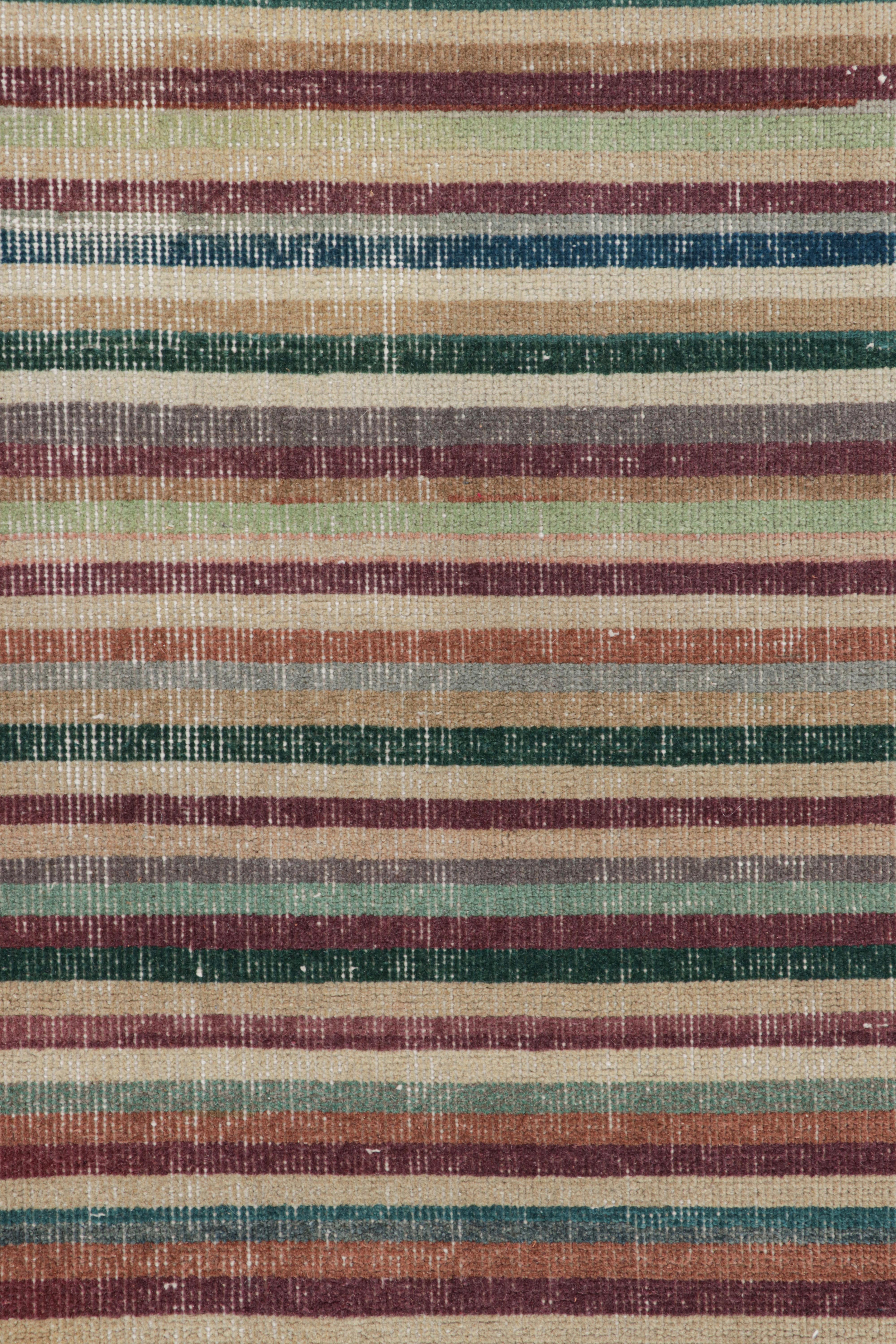 Vintage Zeki Müren Läufer mit polychromen Streifen, von Rug & Kilim (Mitte des 20. Jahrhunderts) im Angebot