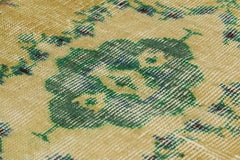 Vintage Zeki Múren Runner, with Medallion and Floral Patterns, from Rug & Kilim