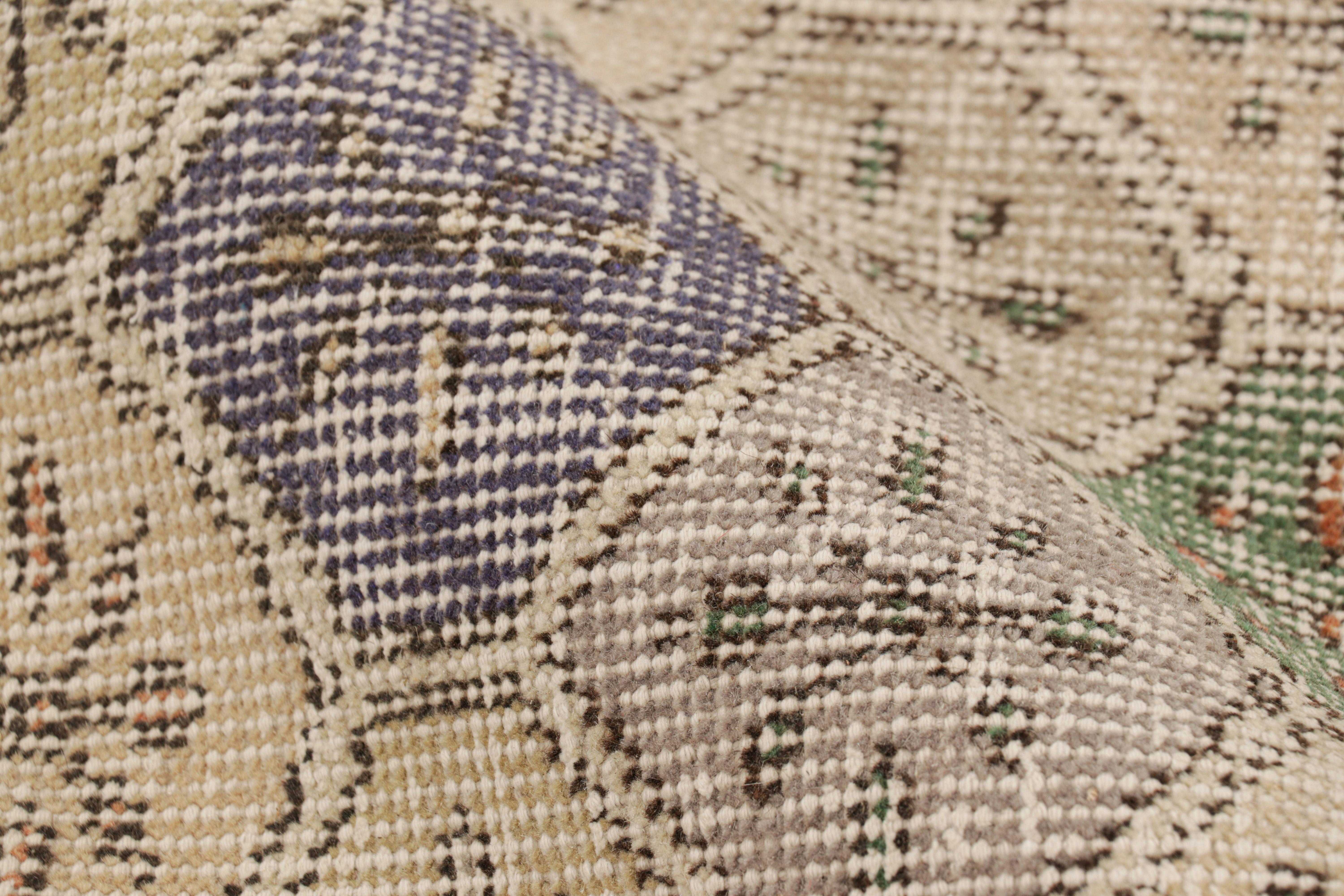 Laine Tapis de course vintage Zeki Müren à motifs de diamants polychromes, de Rug & Kilim en vente