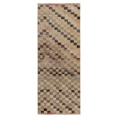 Traves de Mesa Vintage Zeki Müren con Motivos Geométricos Policromáticos de Rug & Kilim
