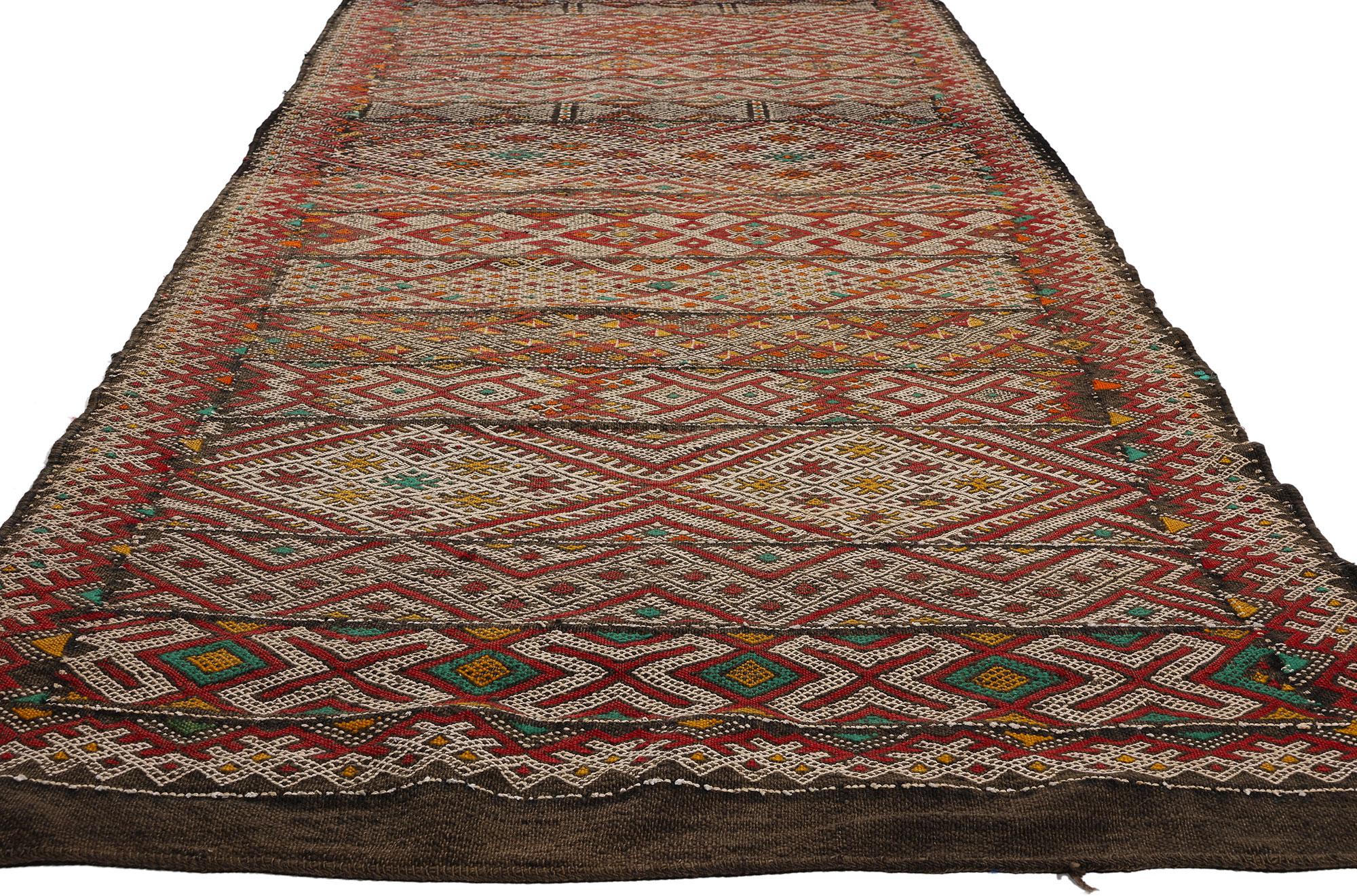 Hand-Woven Vintage Zemmour Moroccan Flatweave Carpet, 03'10 x 21'06 For Sale