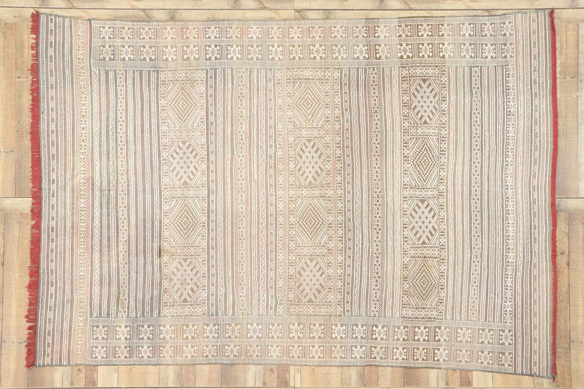 Vintage Zemmour Marokkanischer Kilim-Teppich von Berber Tribes of Morocco (Wolle) im Angebot