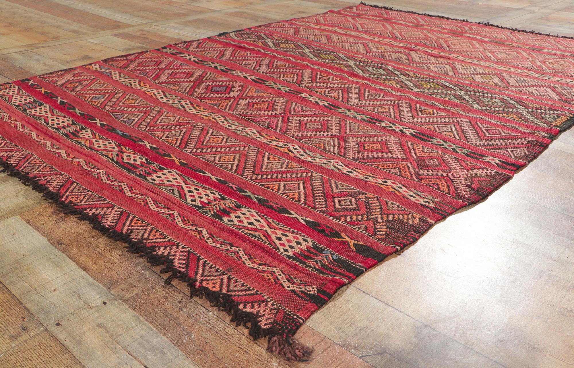 Wool 1960's Zemmour Berber Moroccan Carpet with Modern Style For Sale