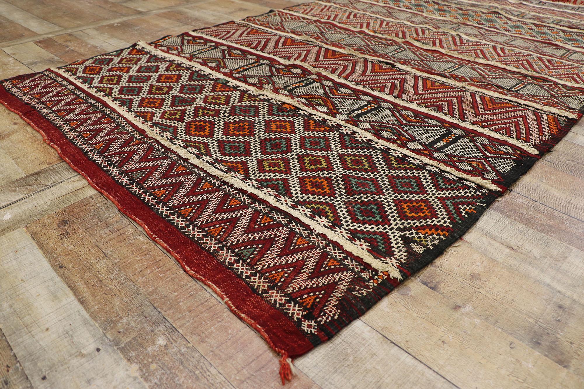 20th Century Vintage Zemmour Moroccan Kilim Rug with Tribal Style For Sale