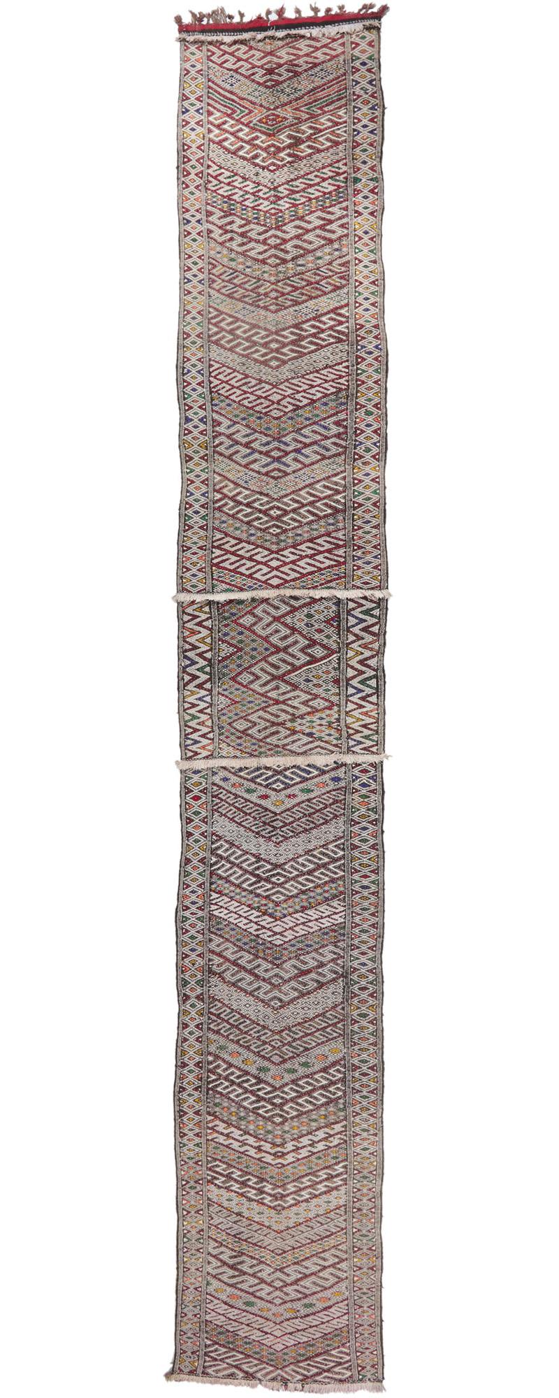 1960's Colorful Mid-Century Berber Zemmour Hanbel Moroccan Carpet, 03'08 x 24'03 For Sale 3