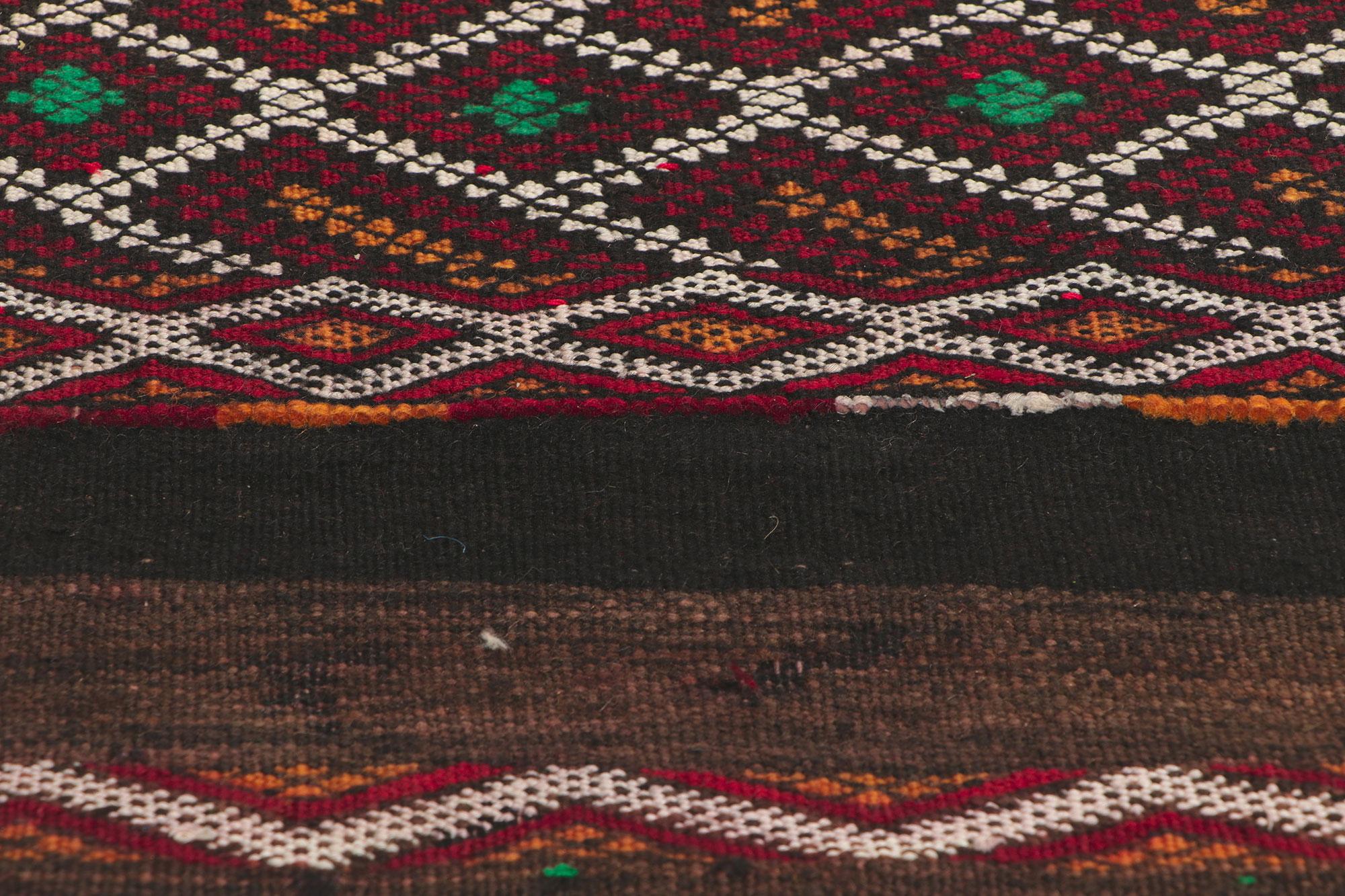 Tissé à la main Tapis de couloir Kilim marocain Zemmour vintage en vente