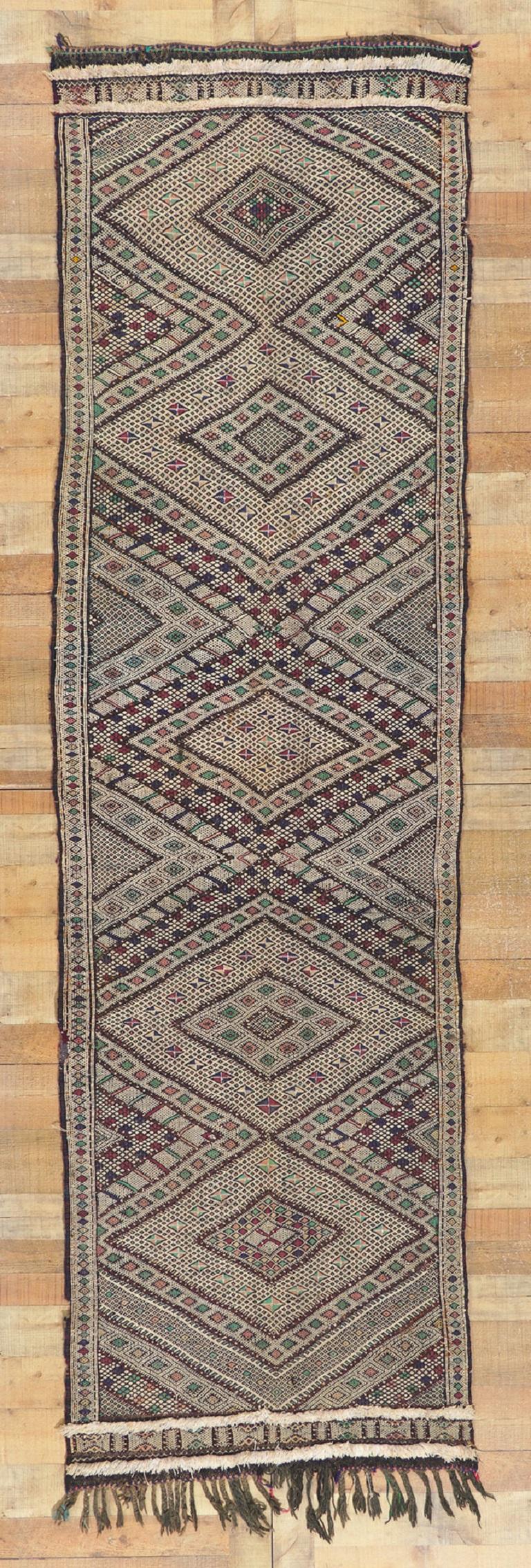 20ième siècle Tapis de couloir Kilim marocain Zemmour vintage en vente