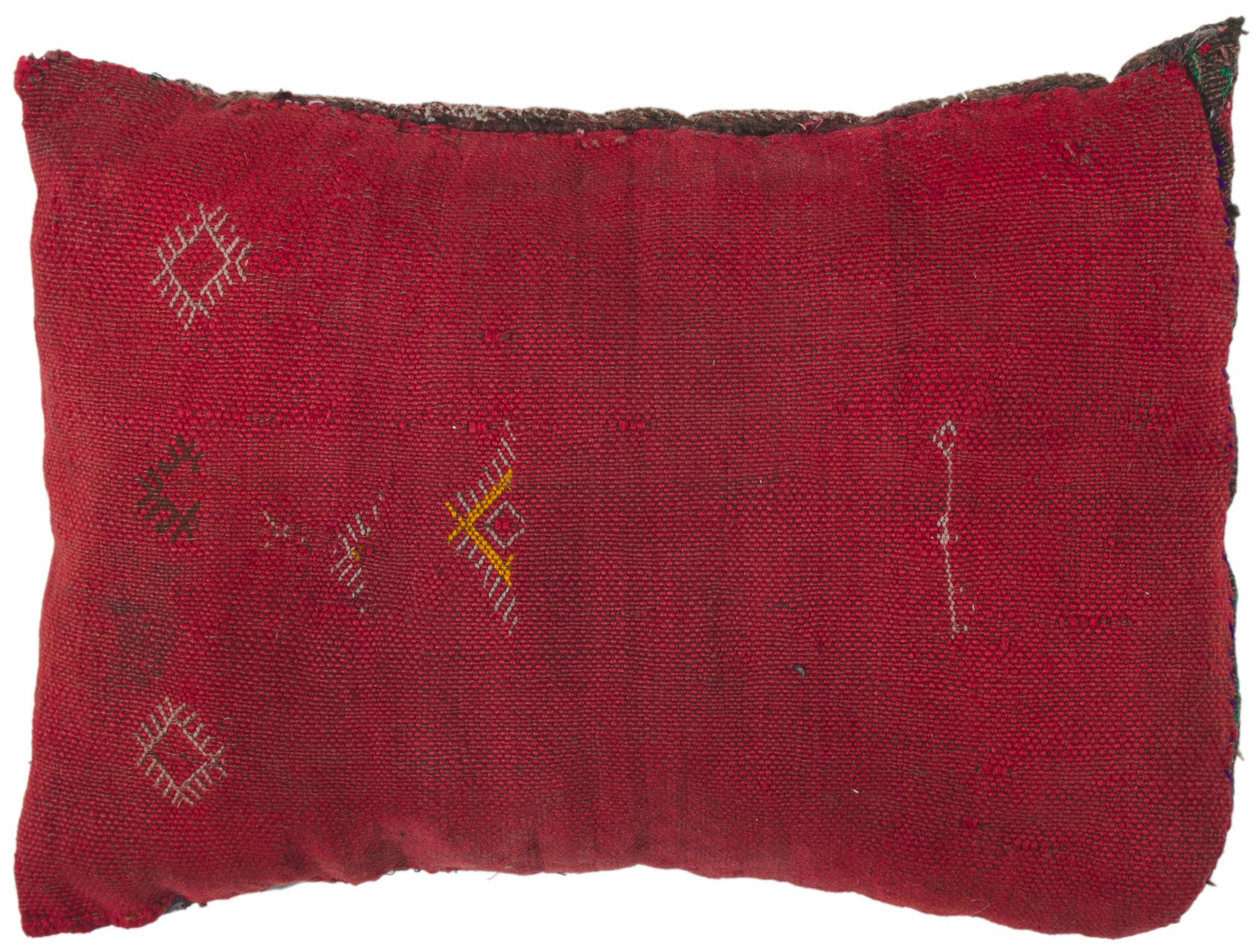 Vintage Zemmour Moroccan Rug Pillow by Berber Tribes of Morocco In Distressed Condition For Sale In Dallas, TX